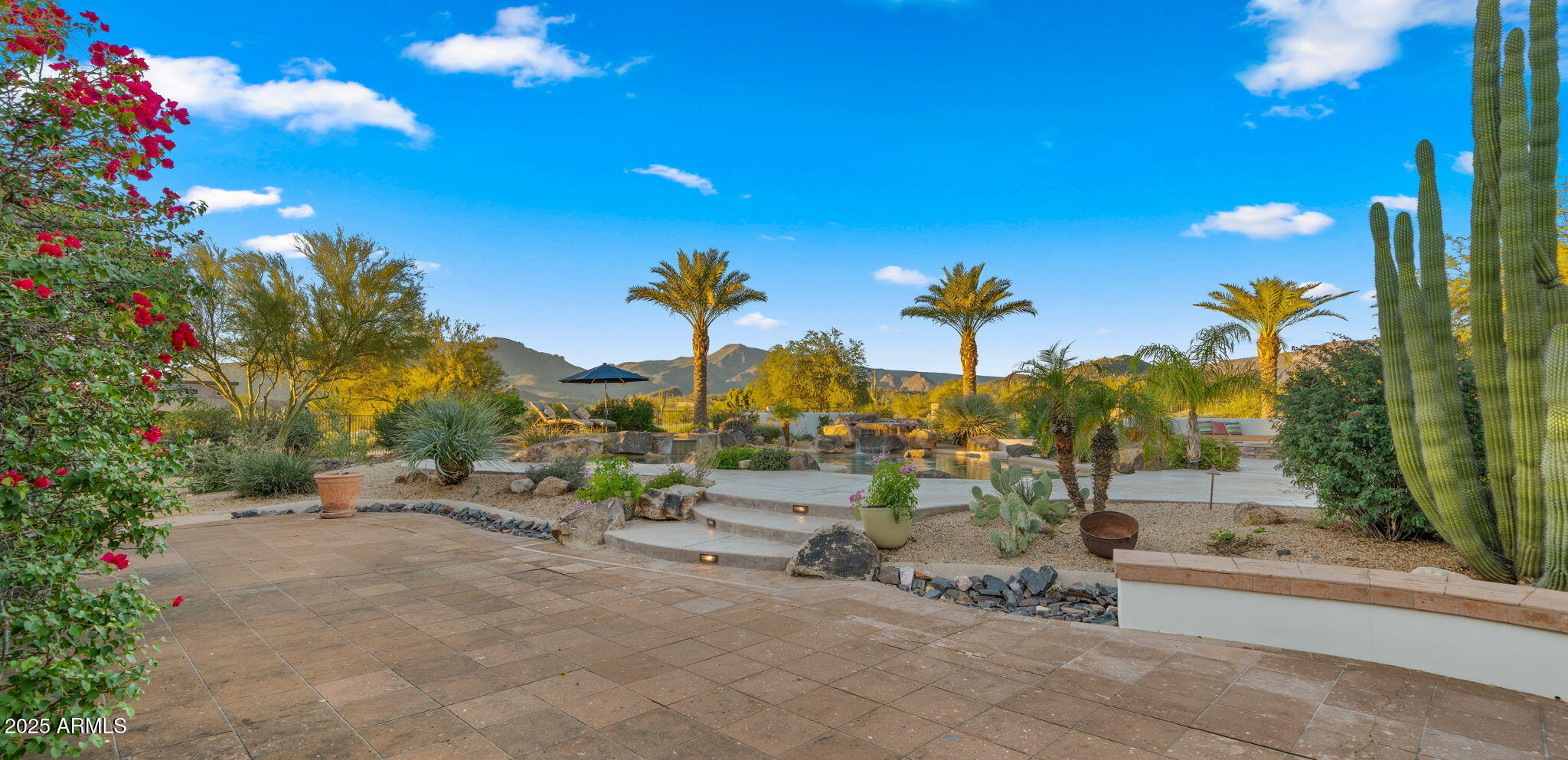 5910 E Cielo Run S S