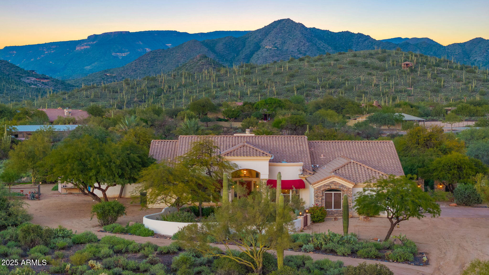 5910 E Cielo Run S S