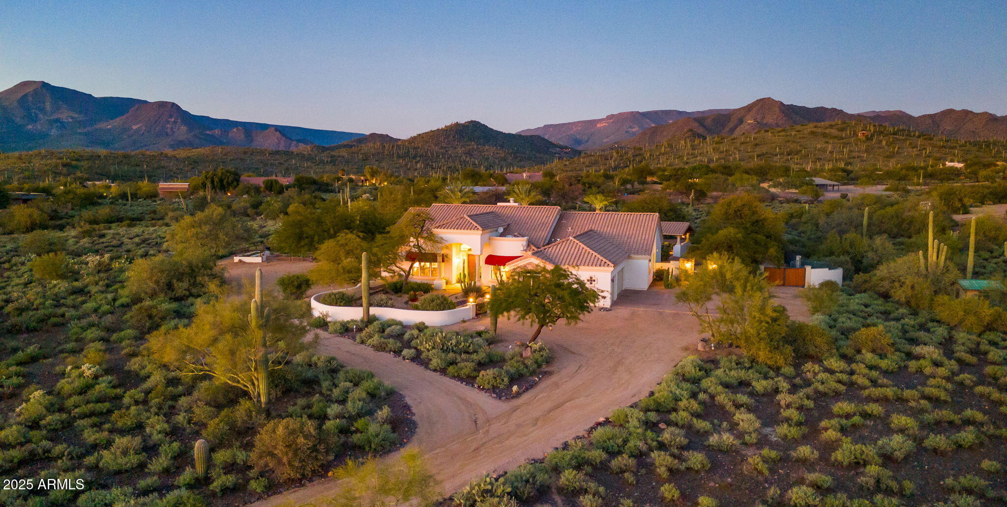 5910 E Cielo Run S S