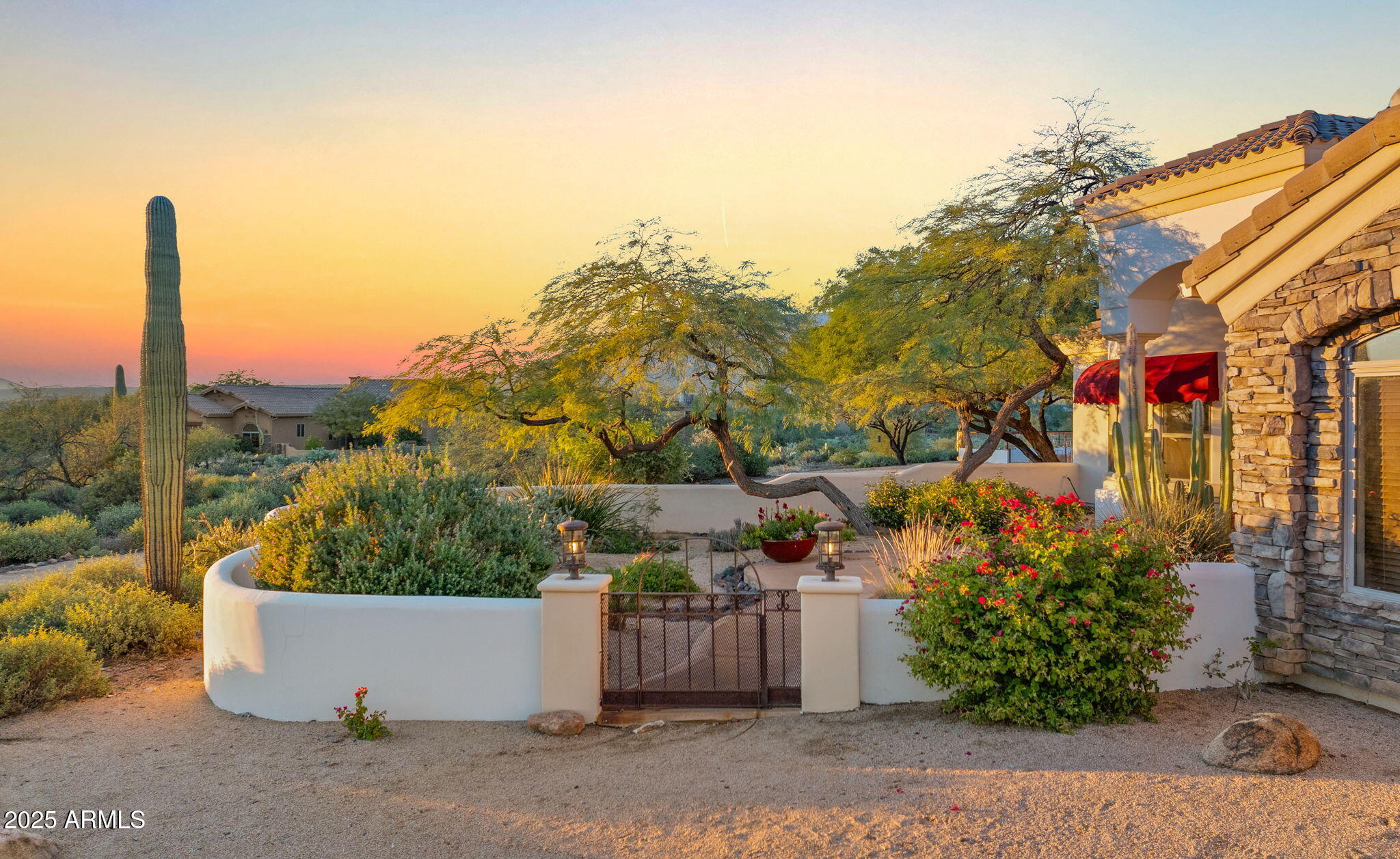 5910 E Cielo Run S S