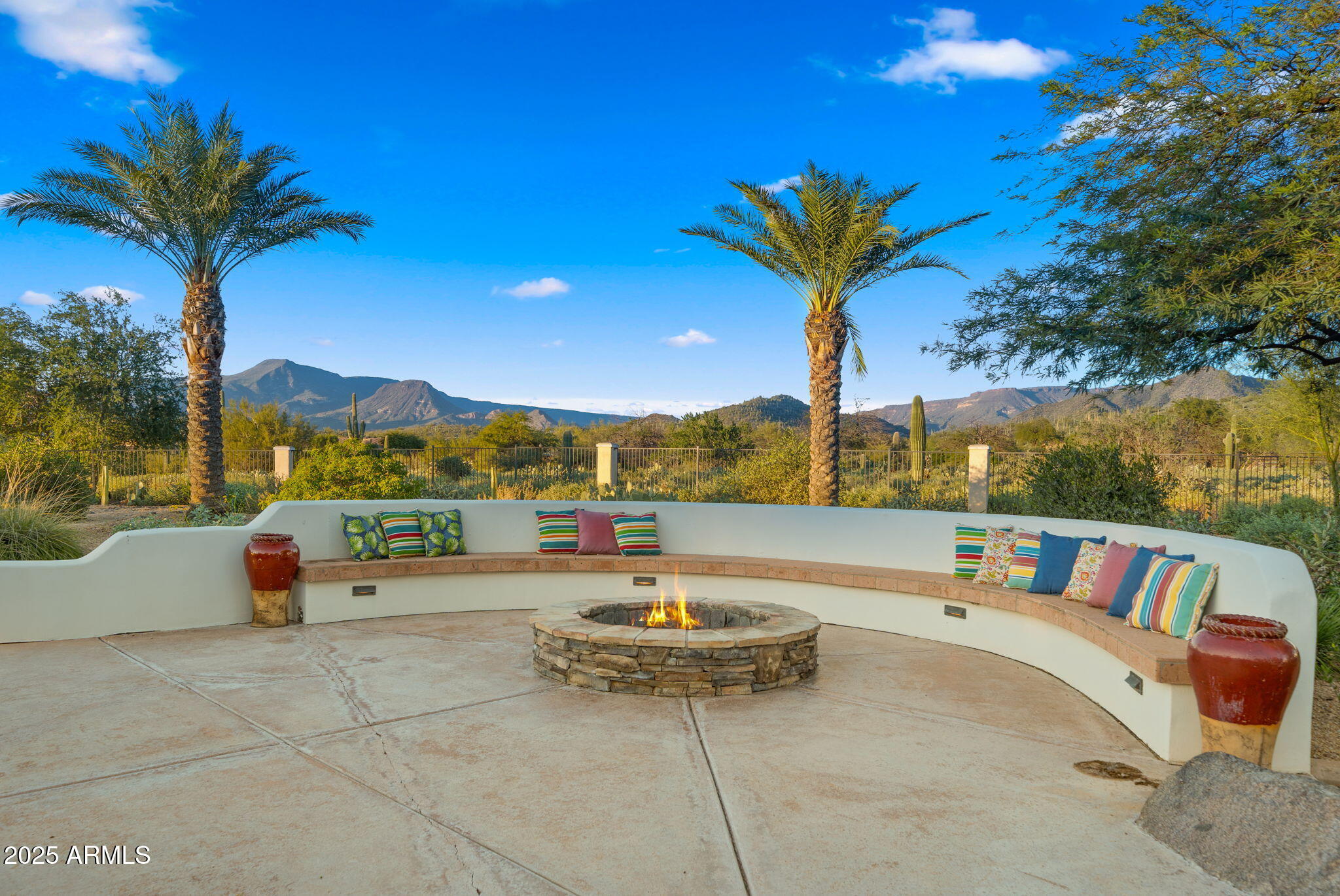 5910 E Cielo Run S S