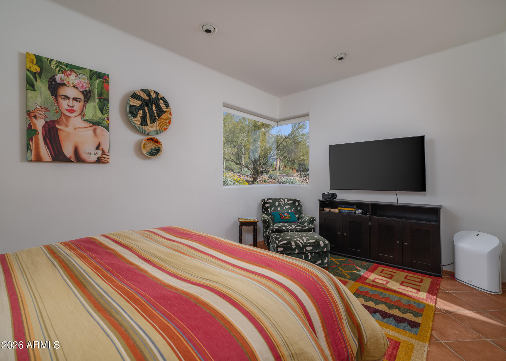 5943 E CAREFREE MOUNTAIN Drive