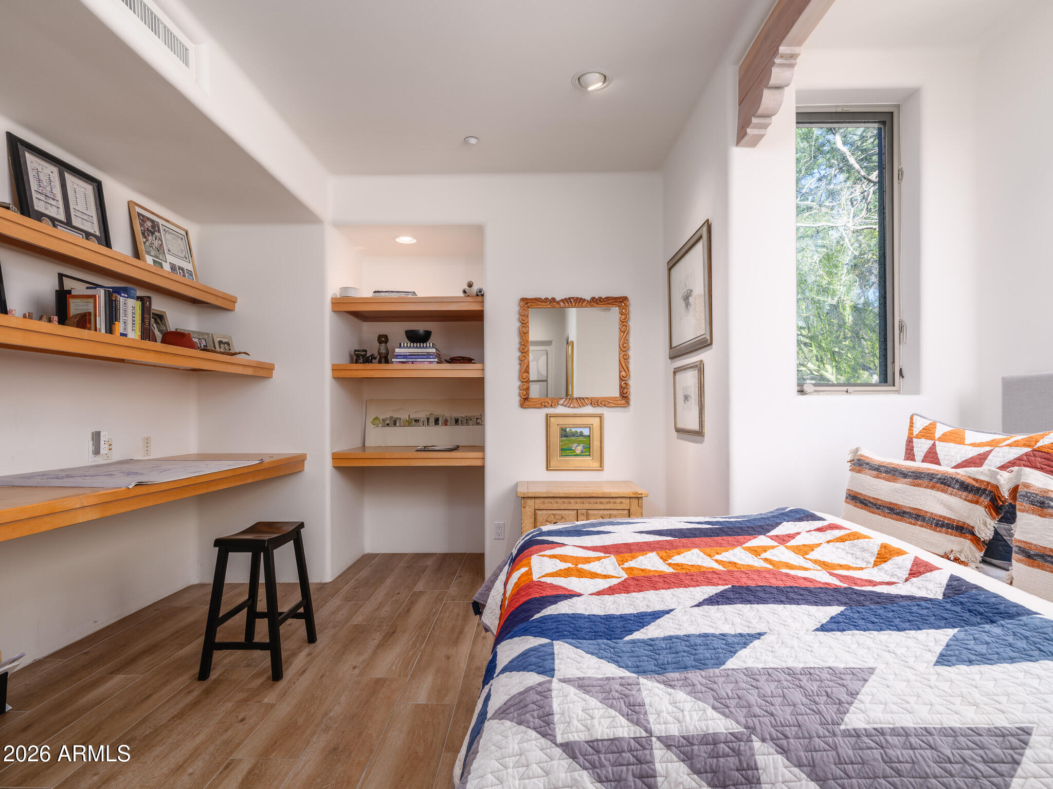 5943 E CAREFREE MOUNTAIN Drive