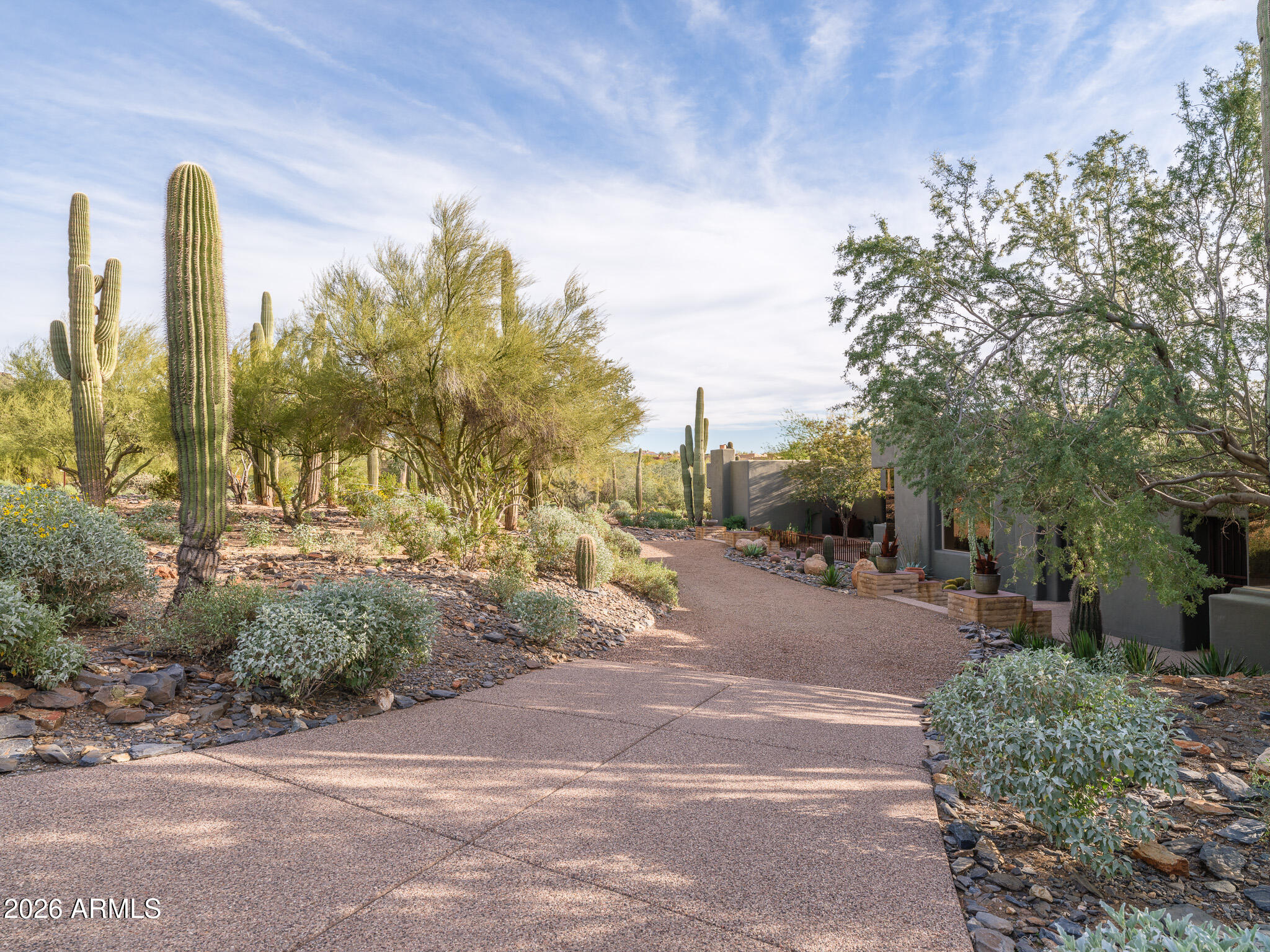 5943 E CAREFREE MOUNTAIN Drive