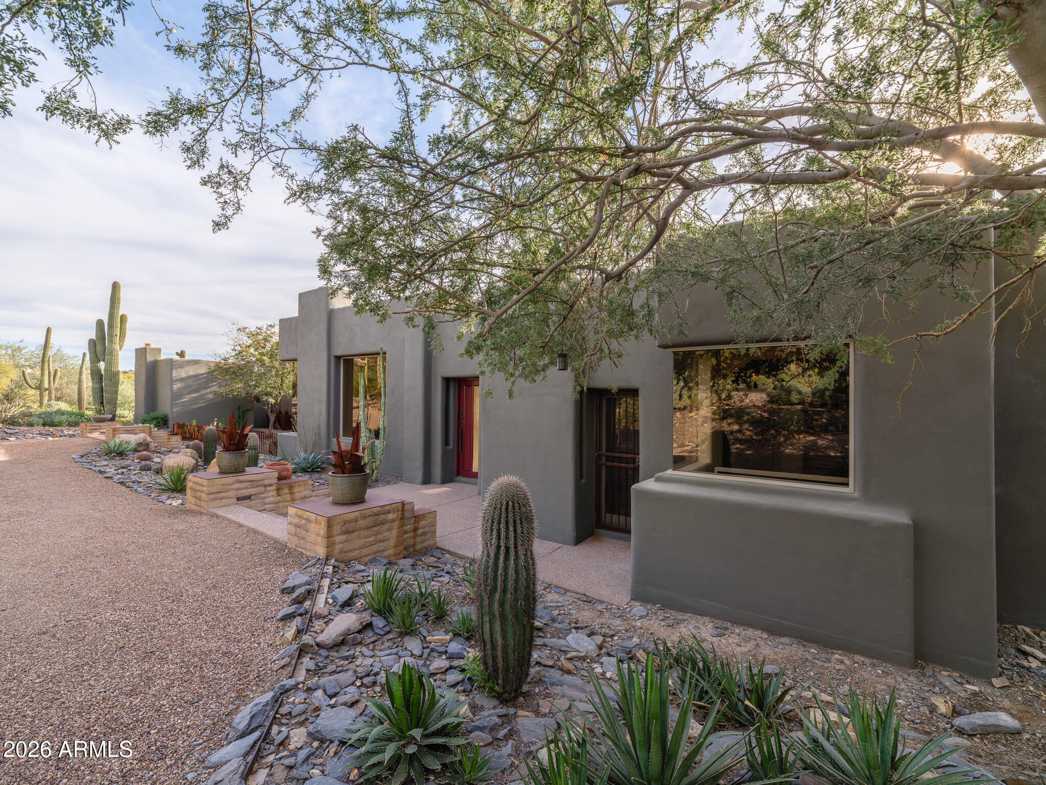 5943 E CAREFREE MOUNTAIN Drive