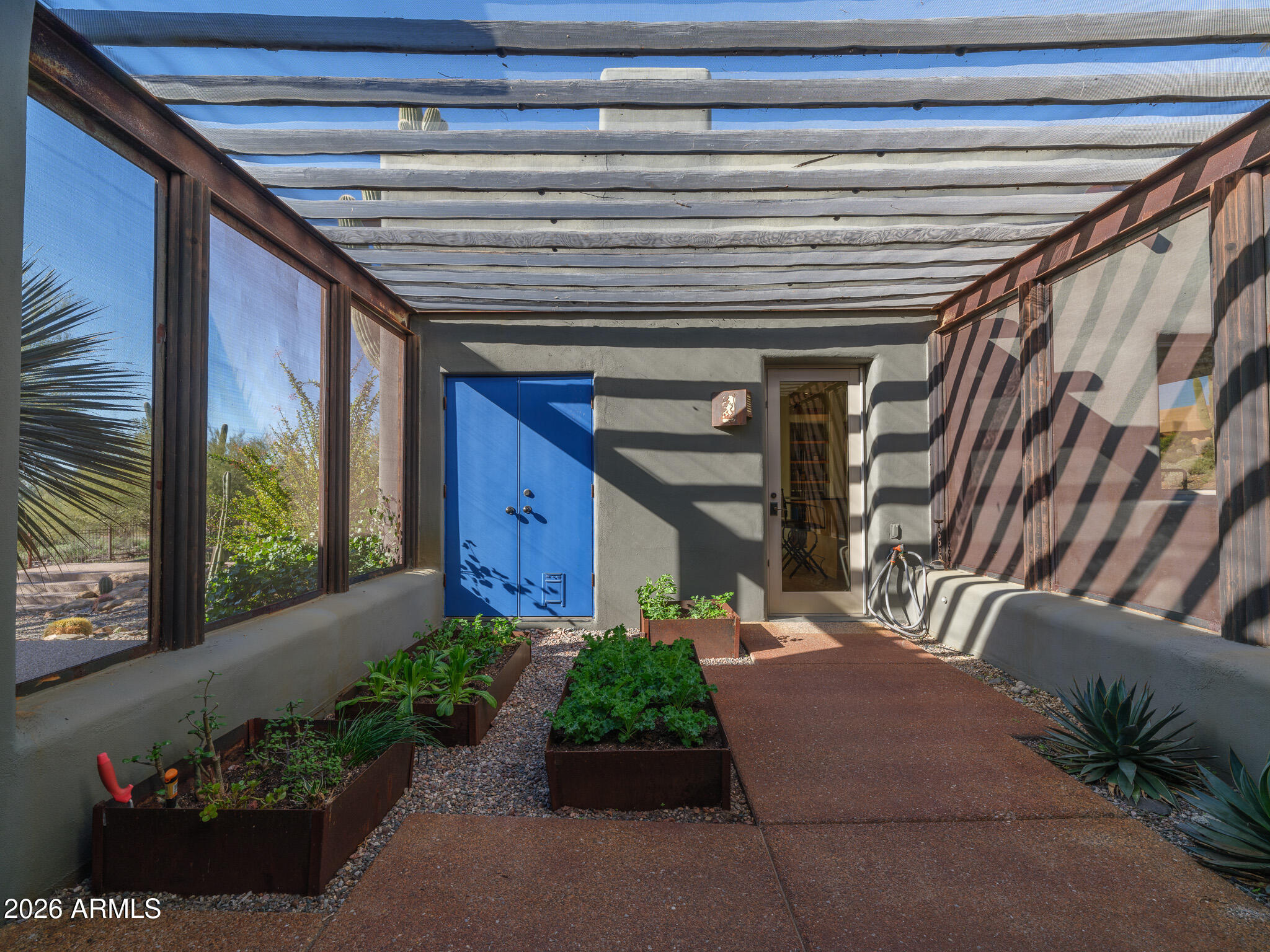 5943 E CAREFREE MOUNTAIN Drive