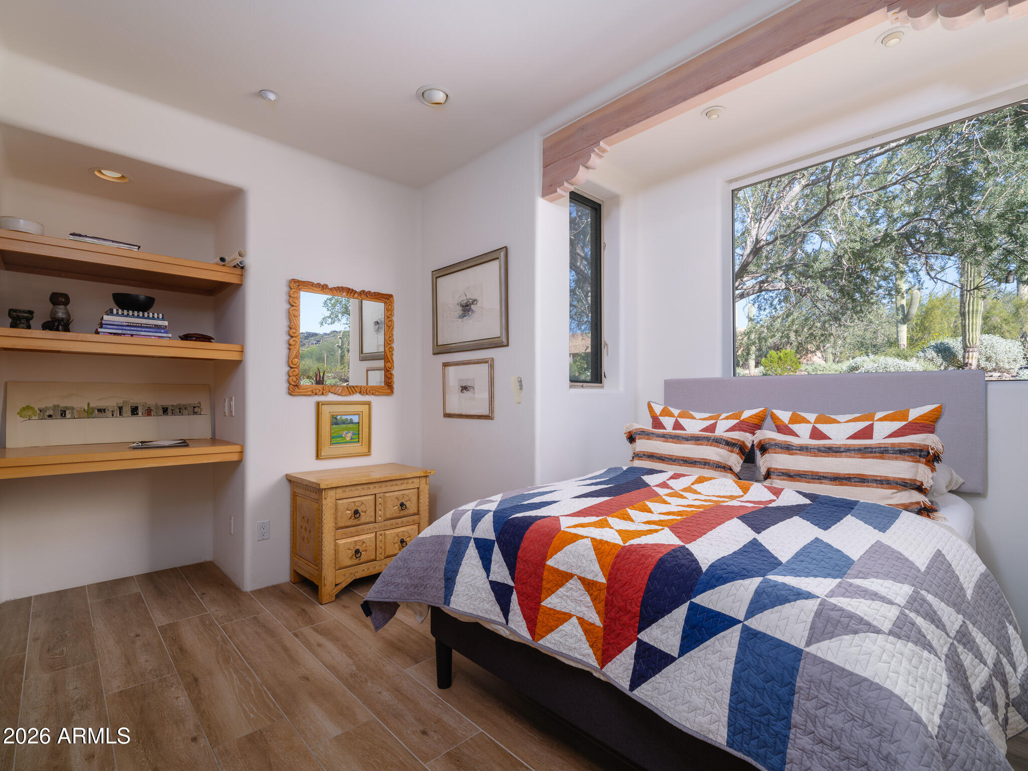 5943 E CAREFREE MOUNTAIN Drive