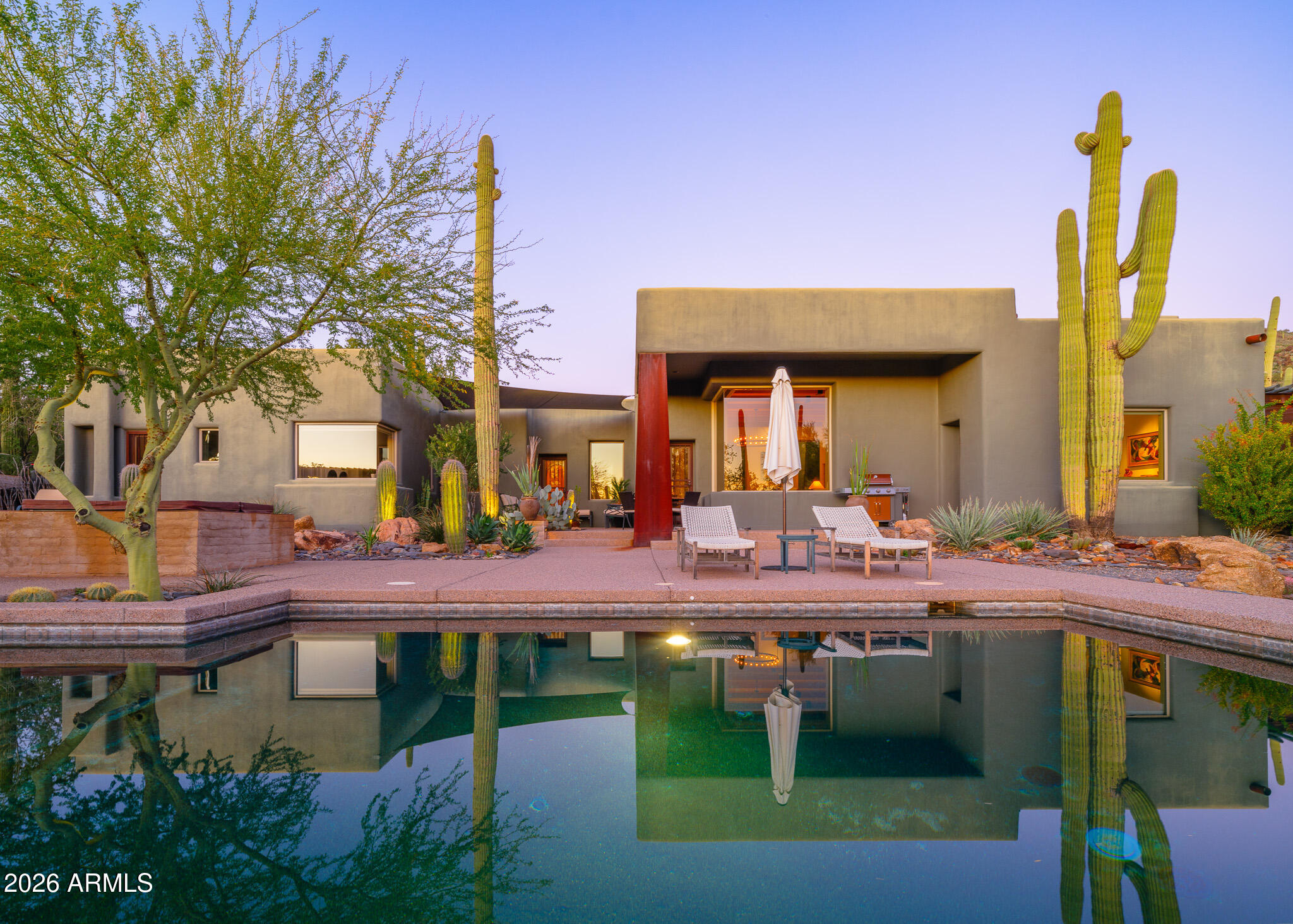 5943 E CAREFREE MOUNTAIN Drive