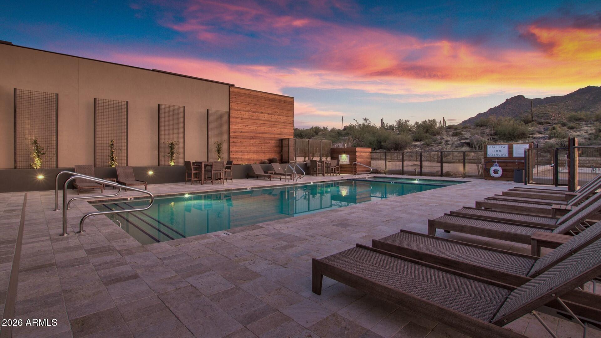 6525 E CAVE CREEK Road Unit: 105