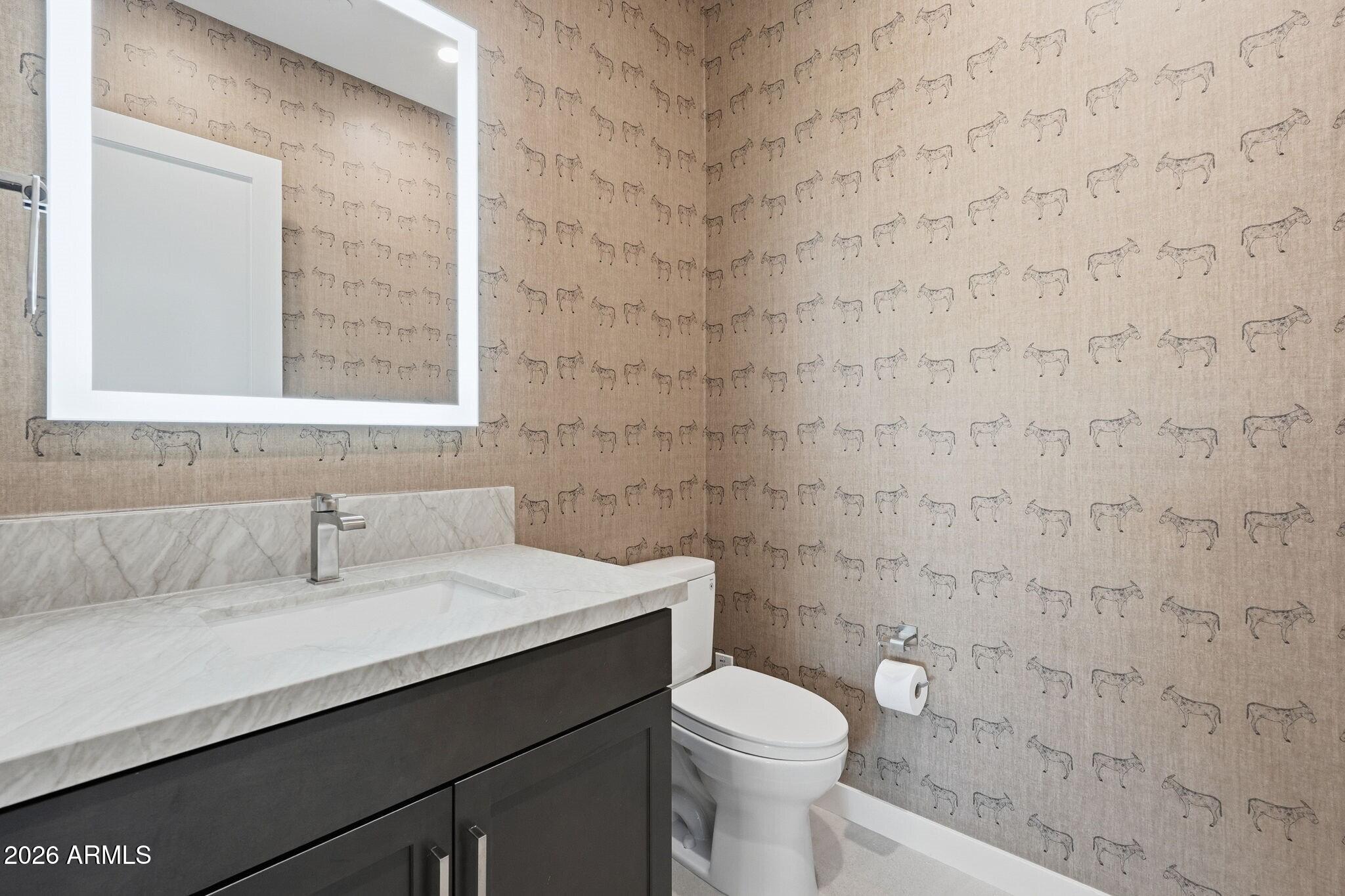 6525 E CAVE CREEK Road Unit: 105