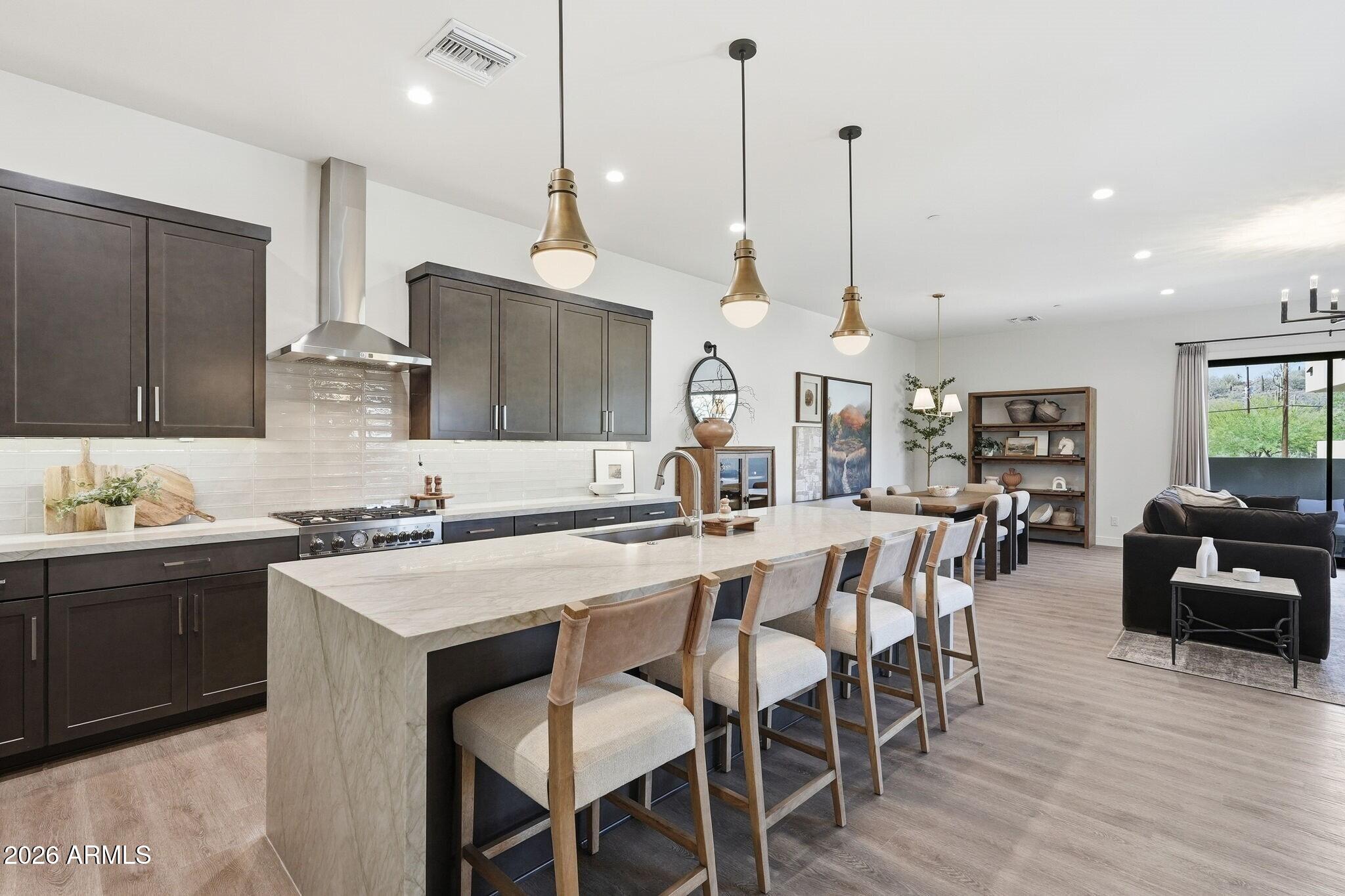 6525 E CAVE CREEK Road Unit: 105
