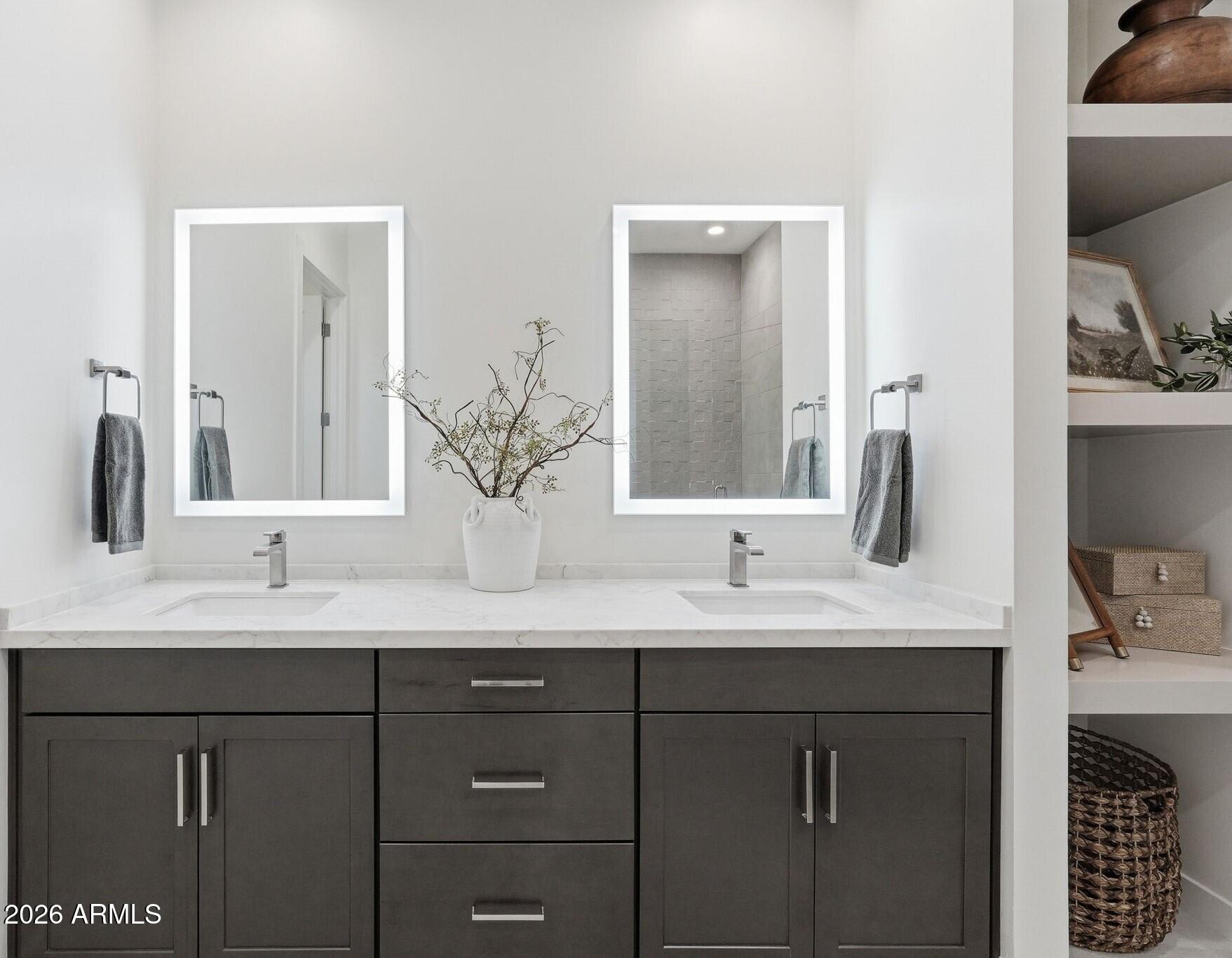 6525 E CAVE CREEK Road Unit: 105