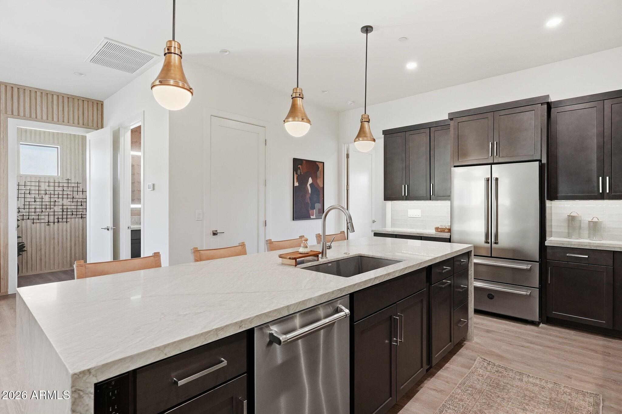 6525 E CAVE CREEK Road Unit: 105