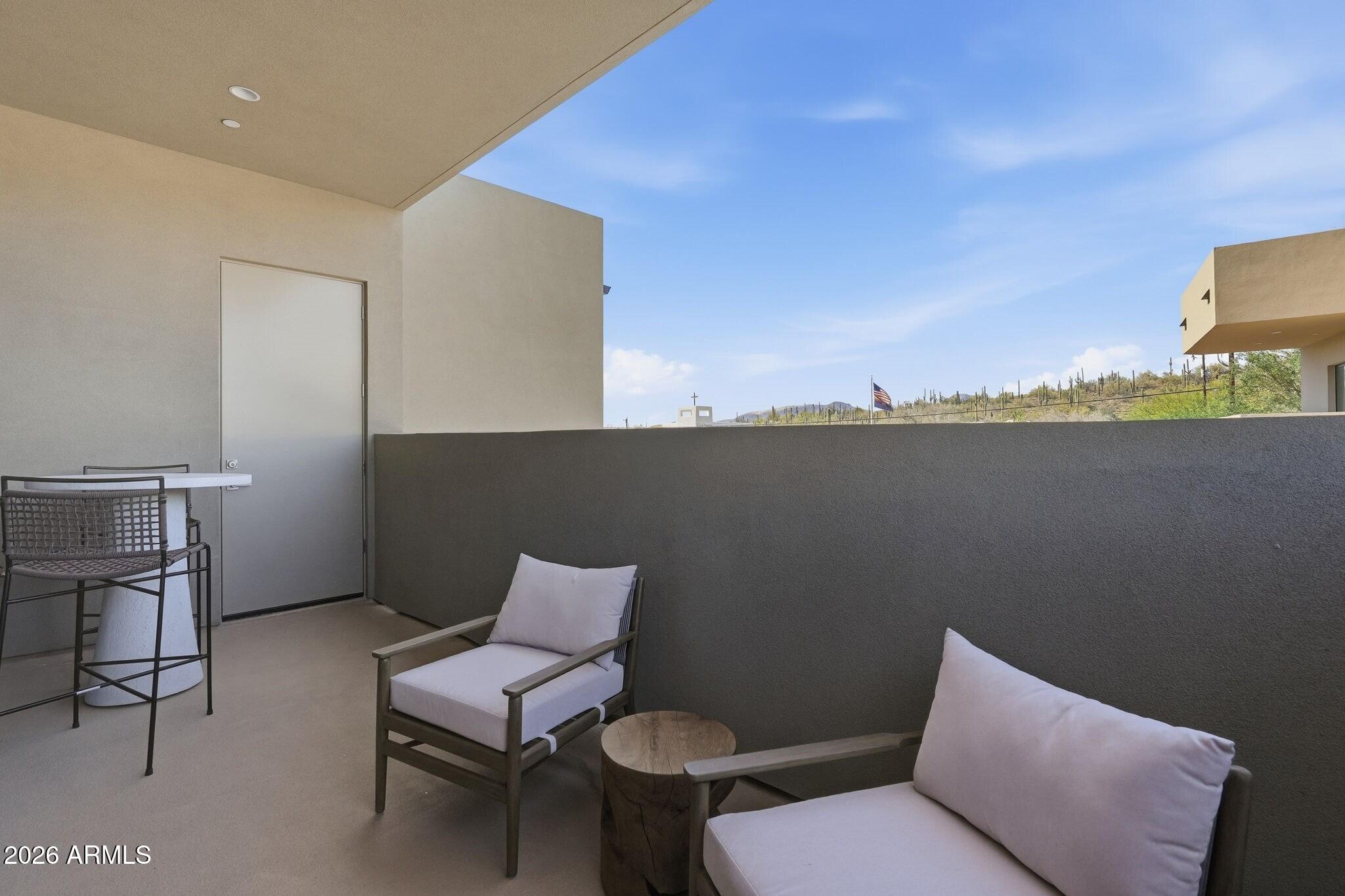 6525 E CAVE CREEK Road Unit: 105