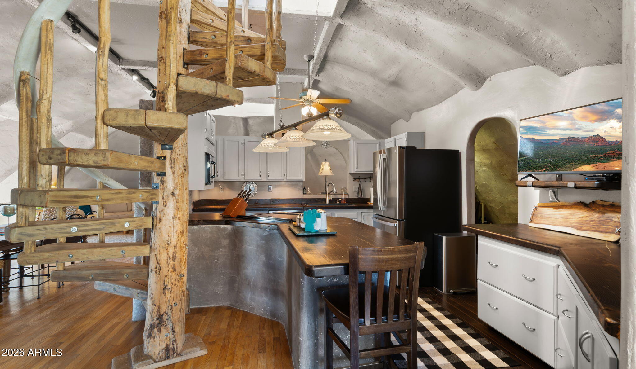 1935 E Joy Ranch Road