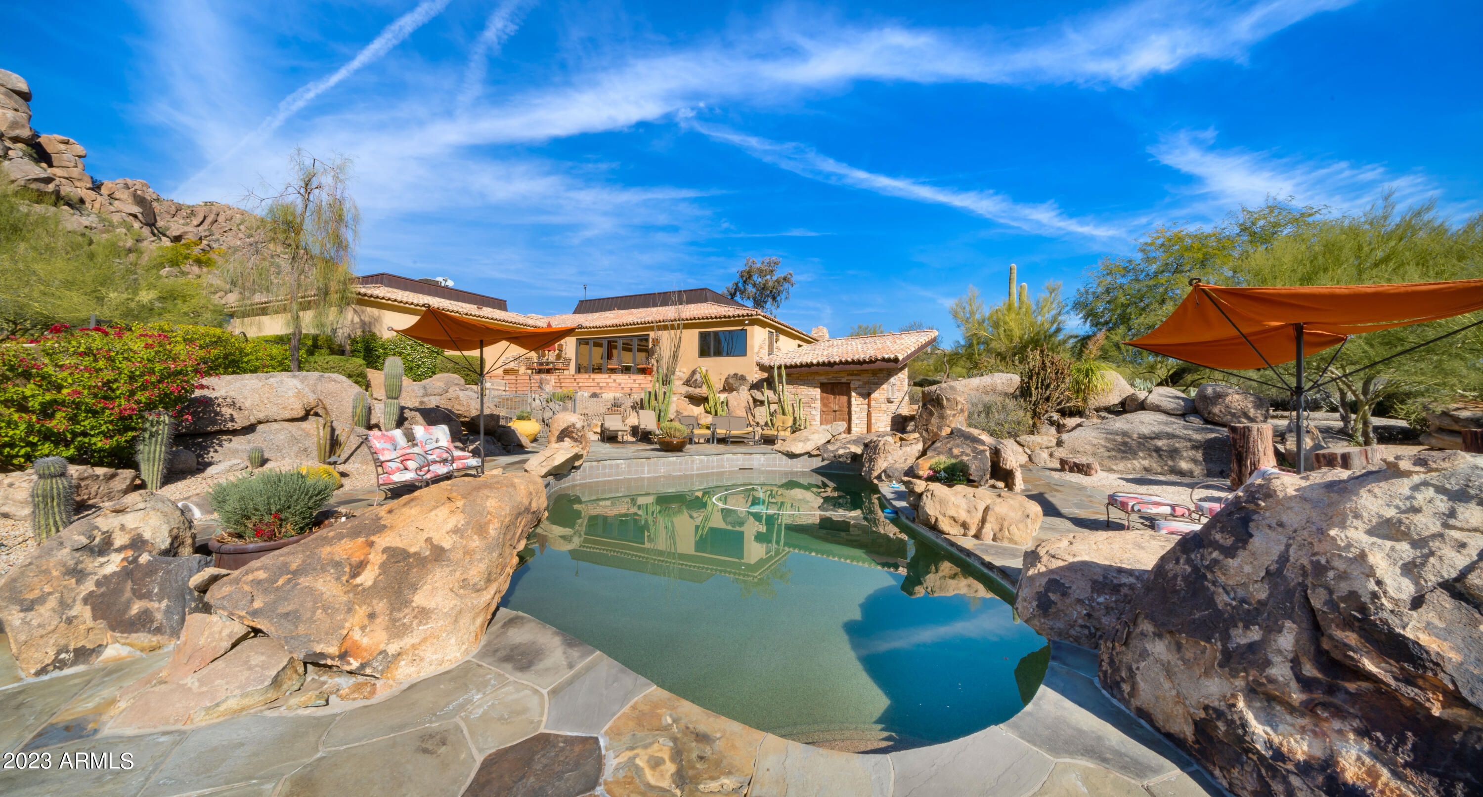 35035 N WHILEAWAY Road