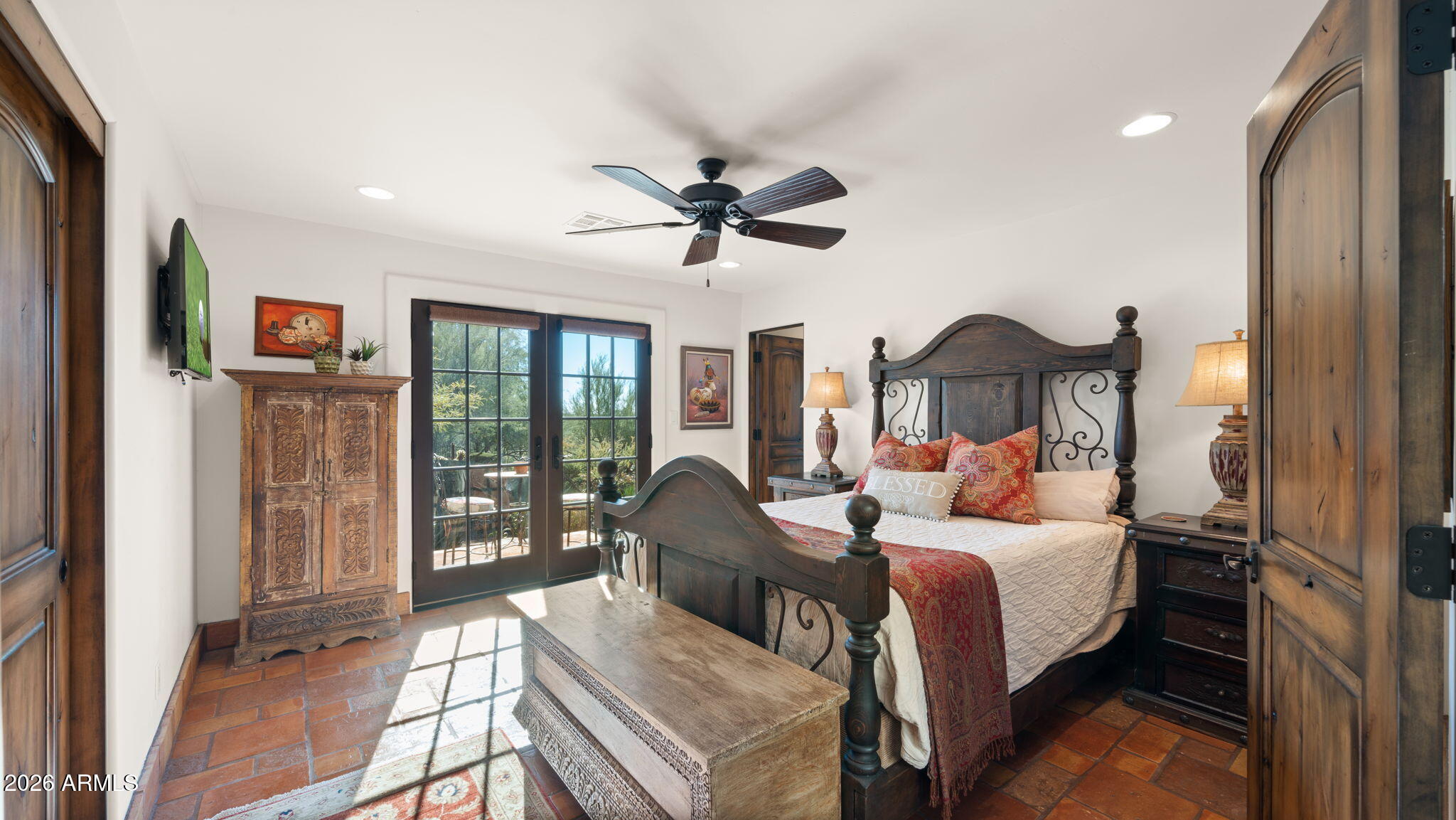 35035 N WHILEAWAY Road