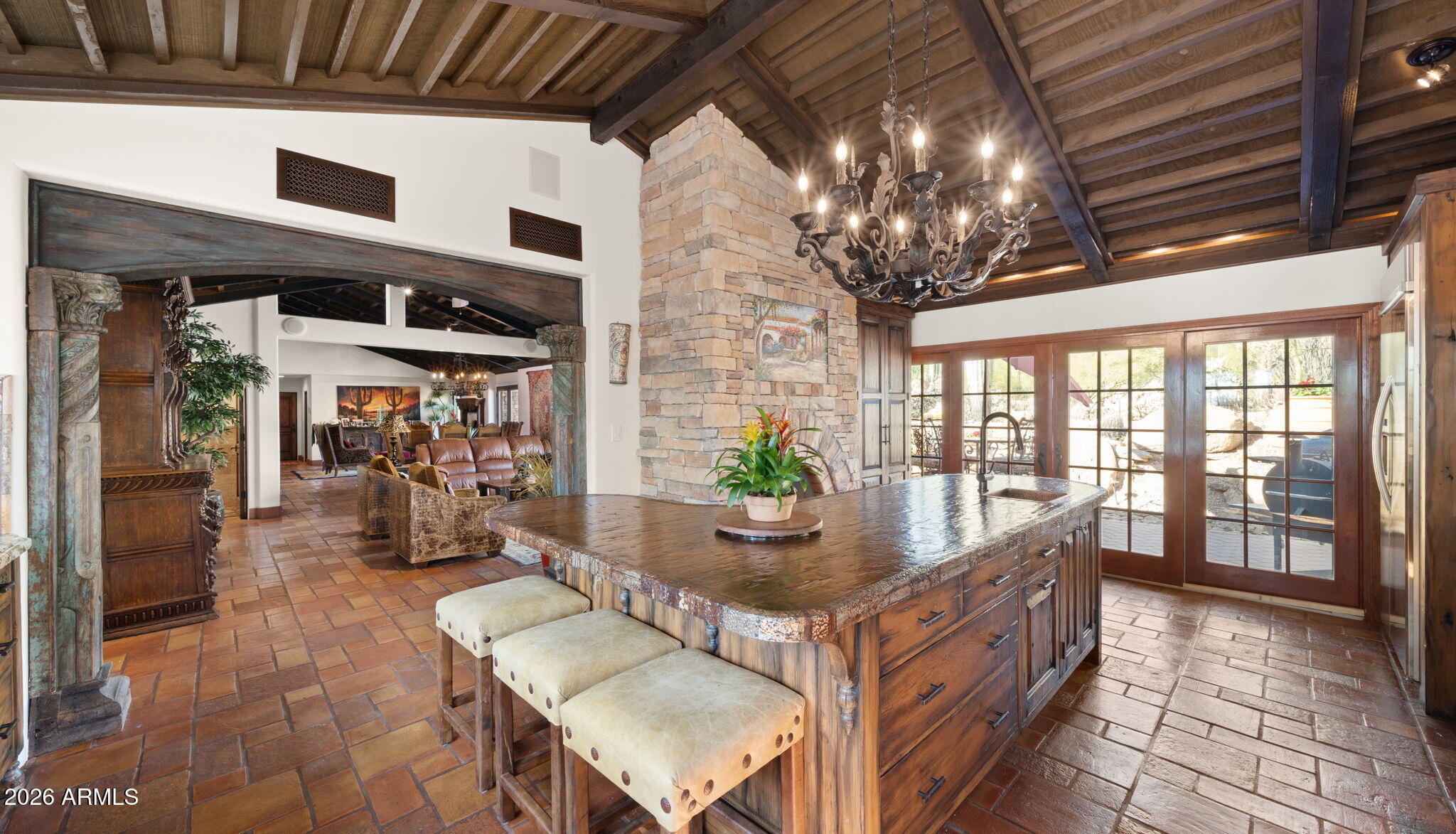 35035 N WHILEAWAY Road