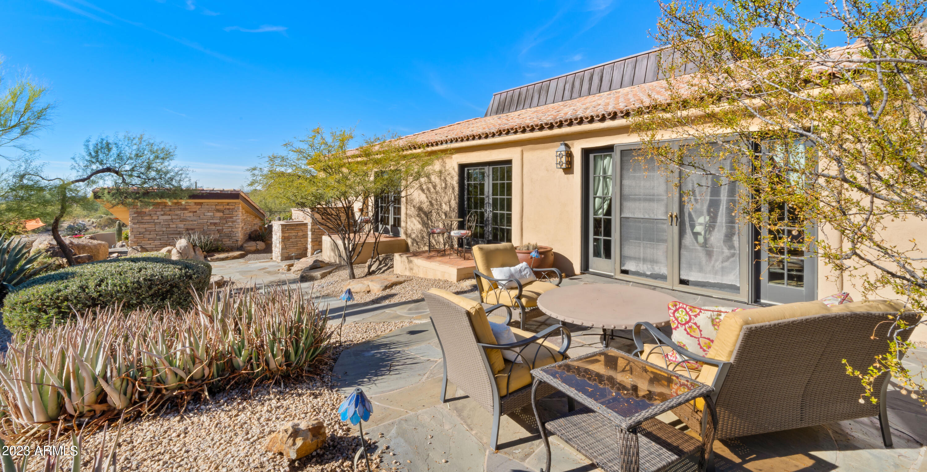 35035 N WHILEAWAY Road