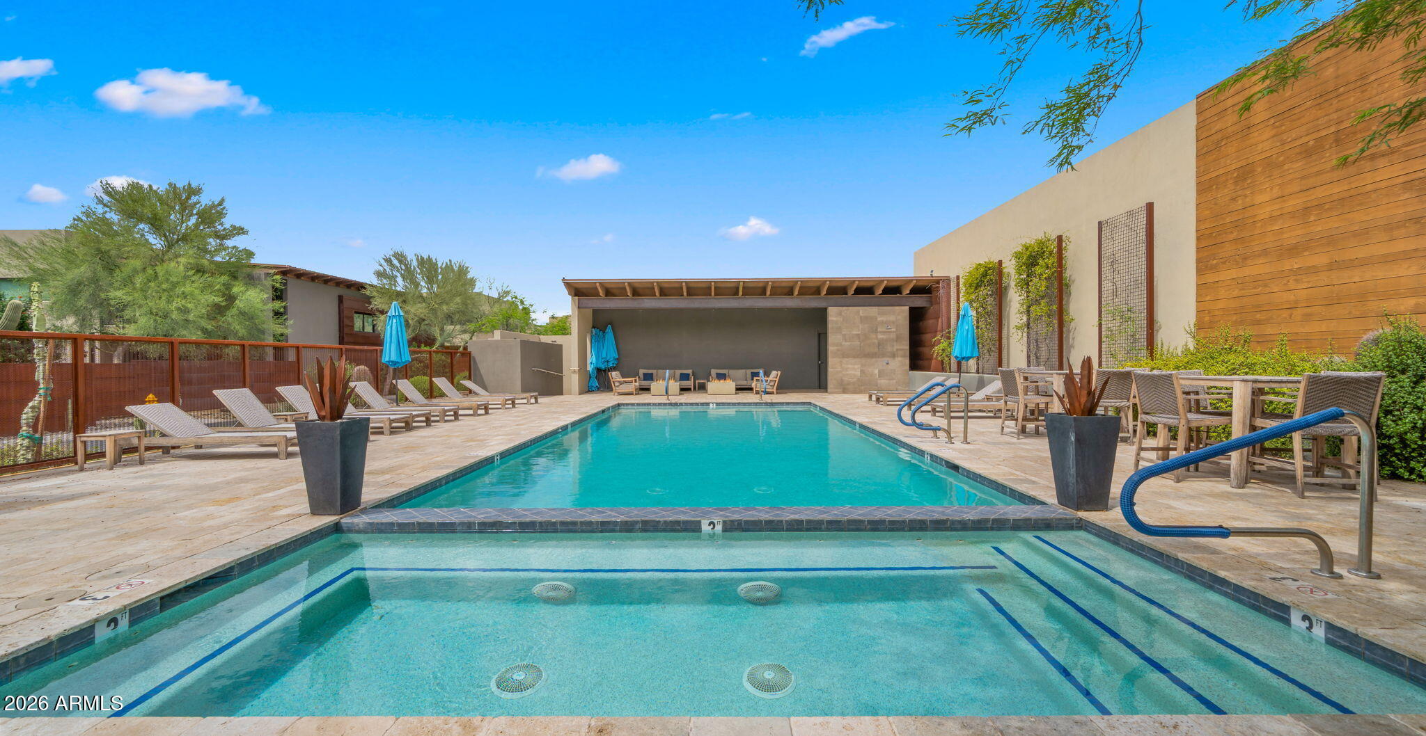 6525 E CAVE CREEK Road Unit: 21