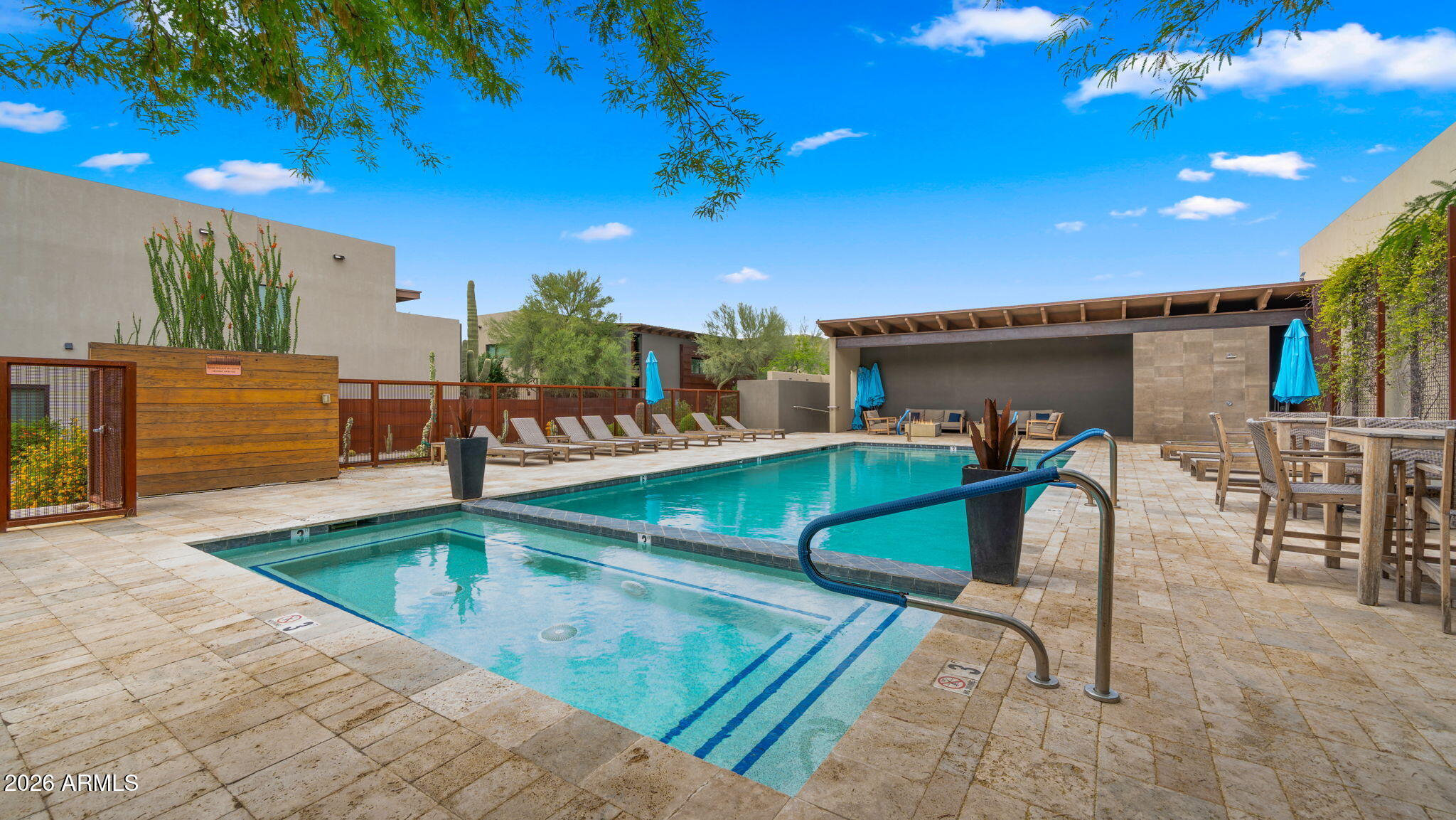 6525 E CAVE CREEK Road Unit: 21