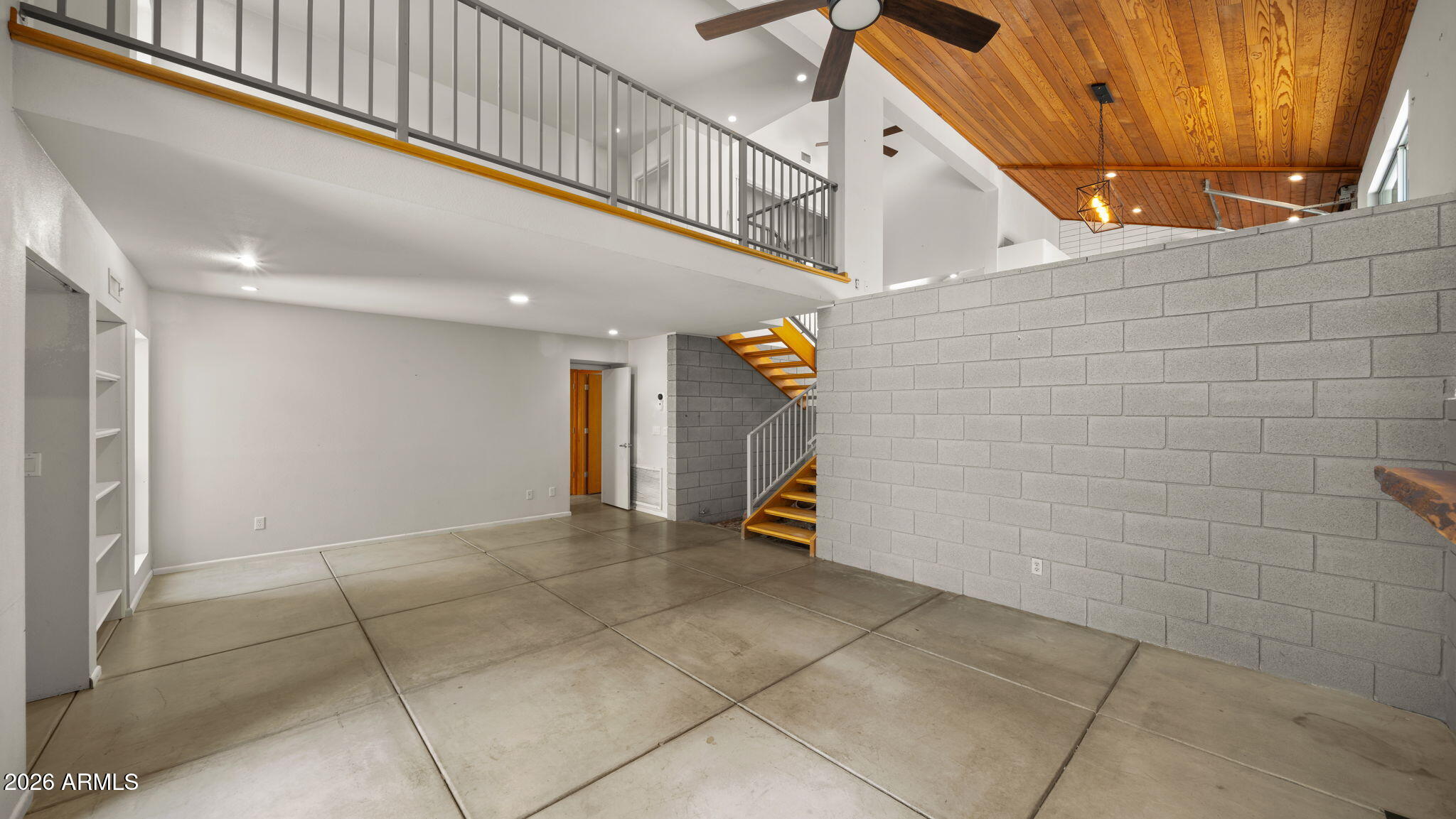 6035 E CARRIAGE Drive