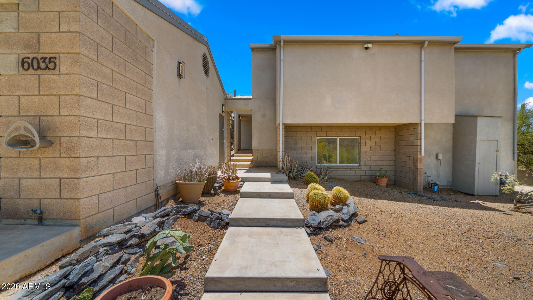 6035 E CARRIAGE Drive