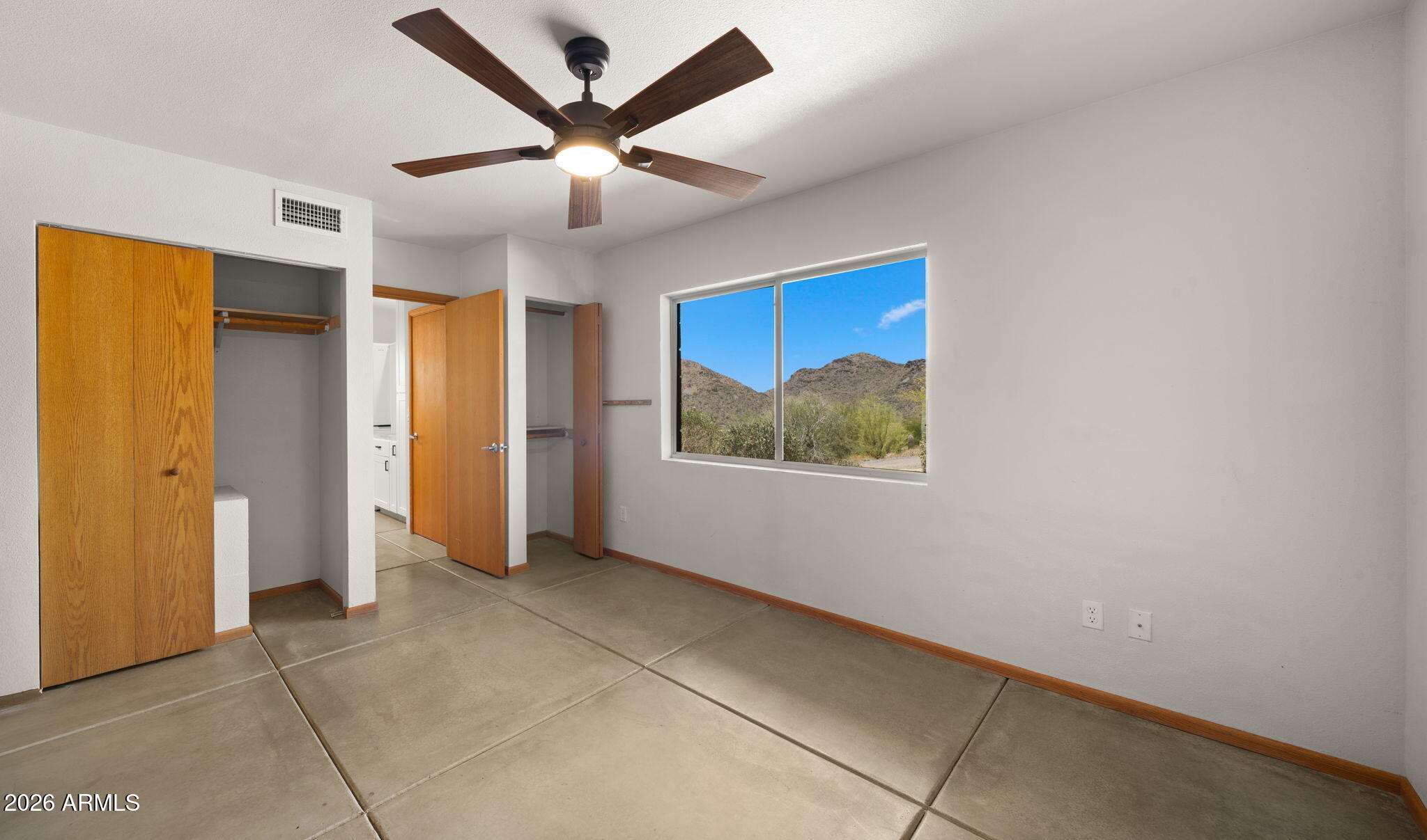 6035 E CARRIAGE Drive
