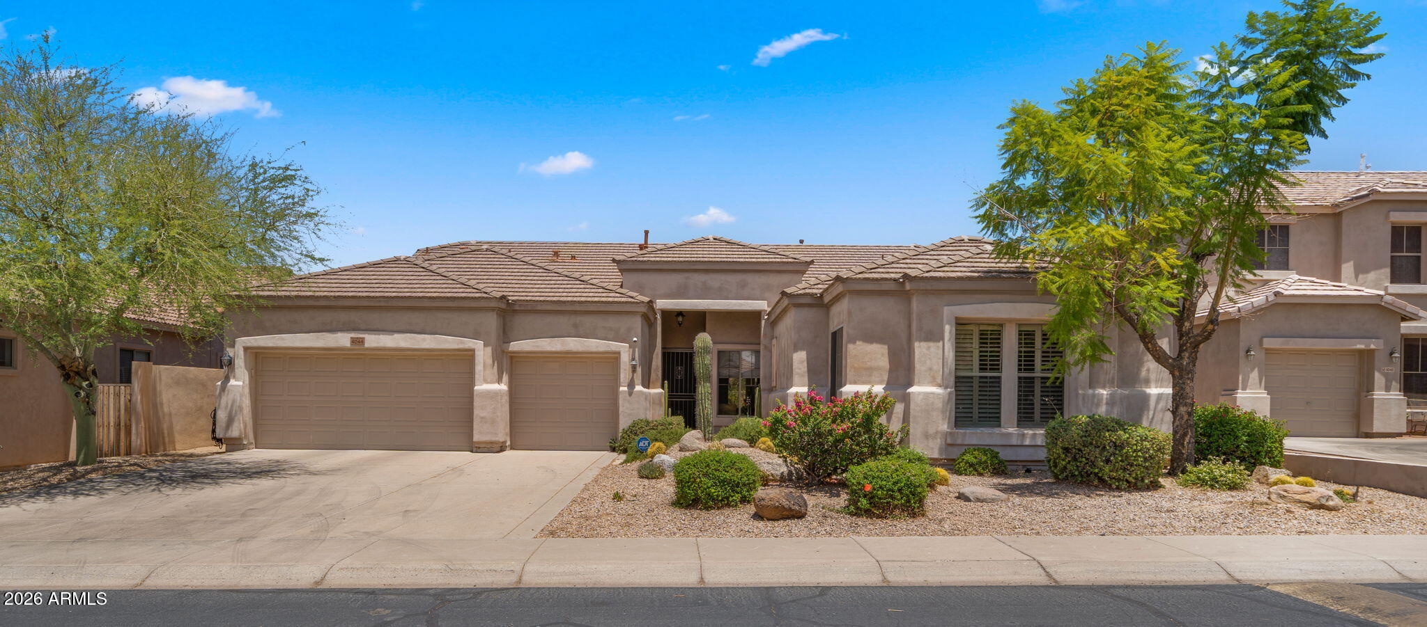 4044 E DESERT FOREST Trail