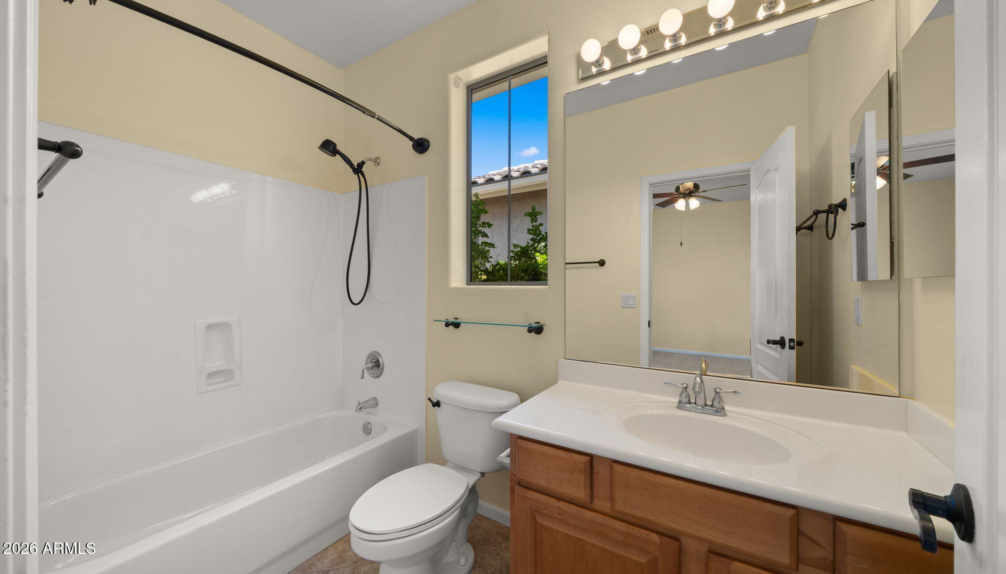 5036 E Cory Circle