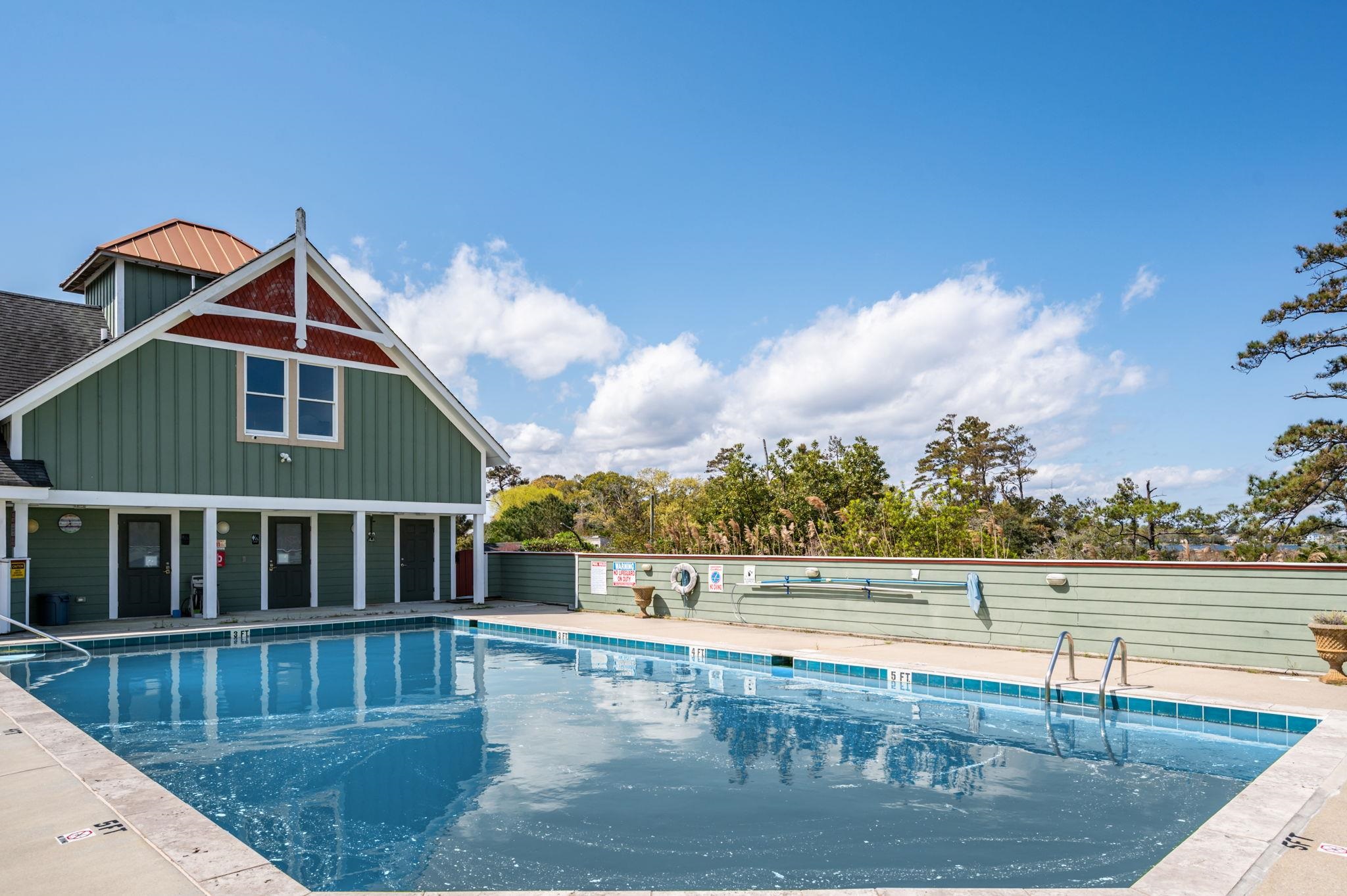 121 B Colington Pointe Drive unit 204B