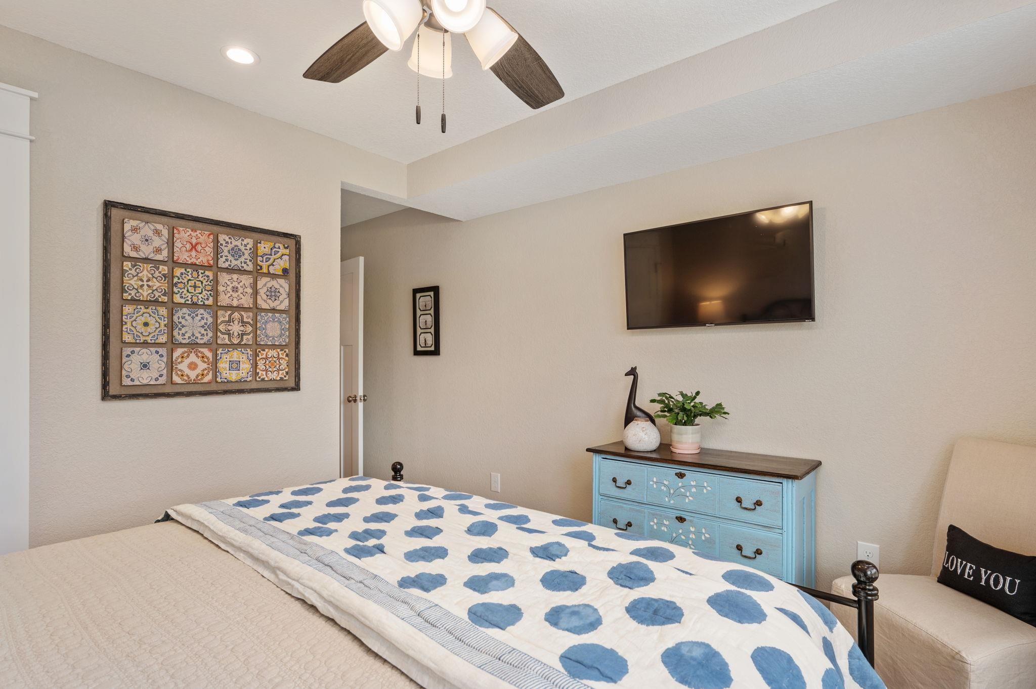 121 B Colington Pointe Drive unit 204B