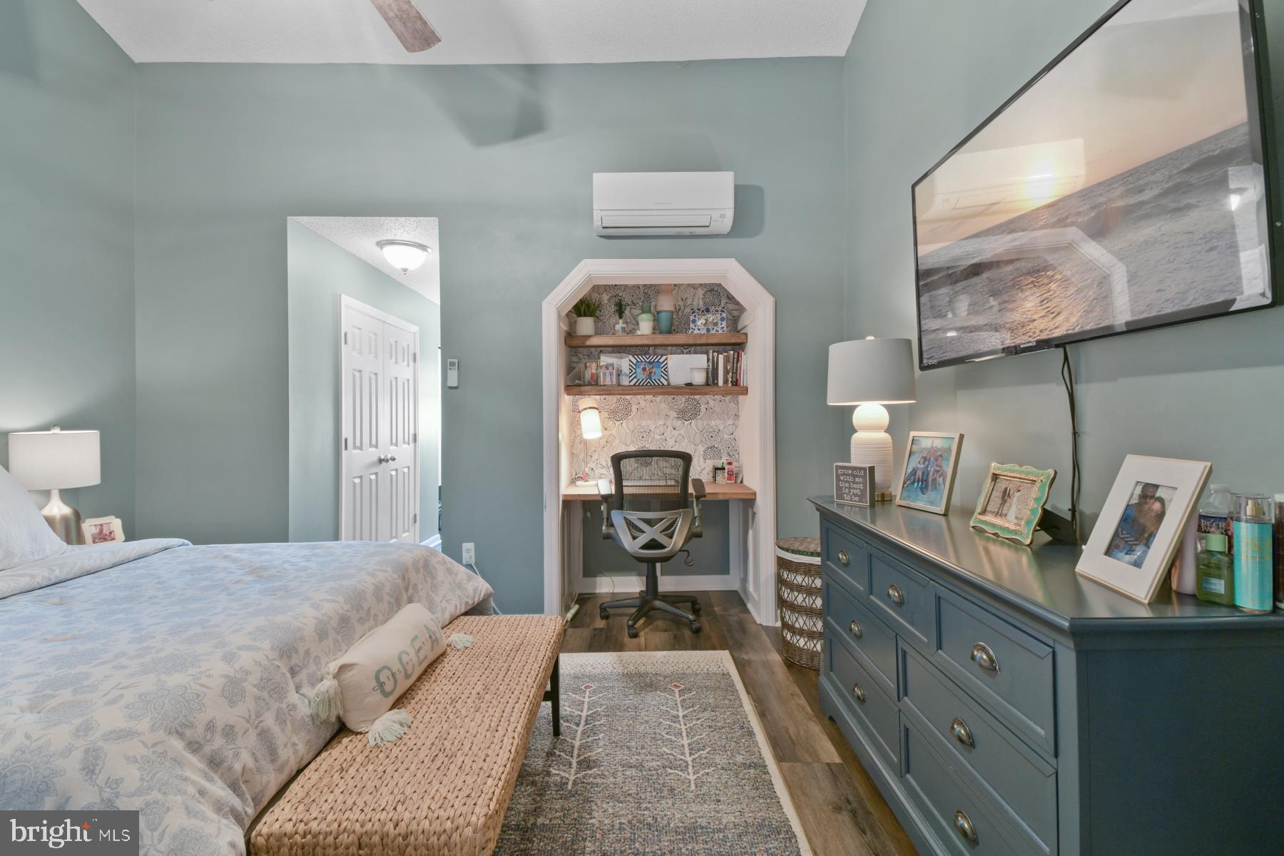 2821 PLOVER DRIVE 24