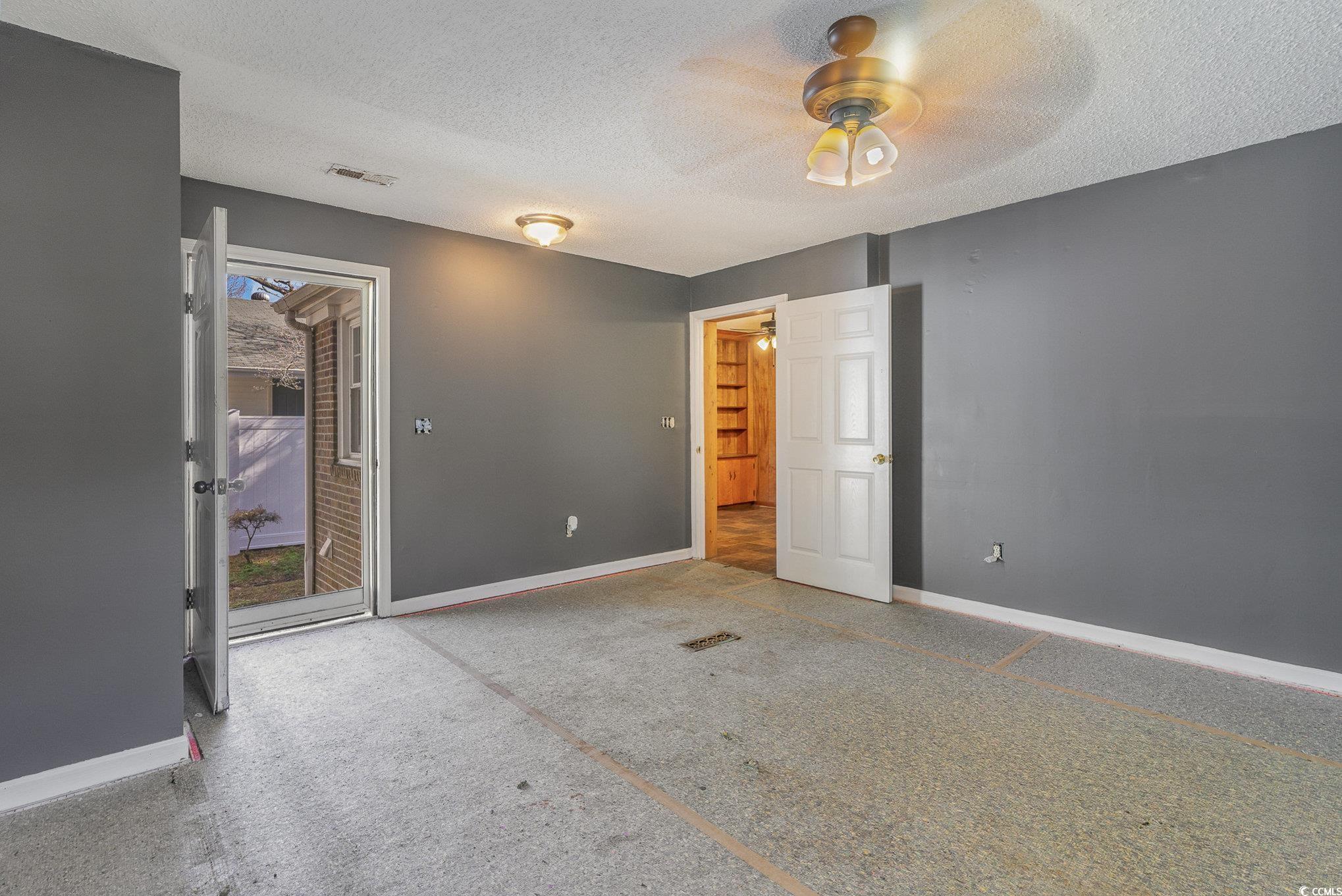 1302 Richmond Dr.