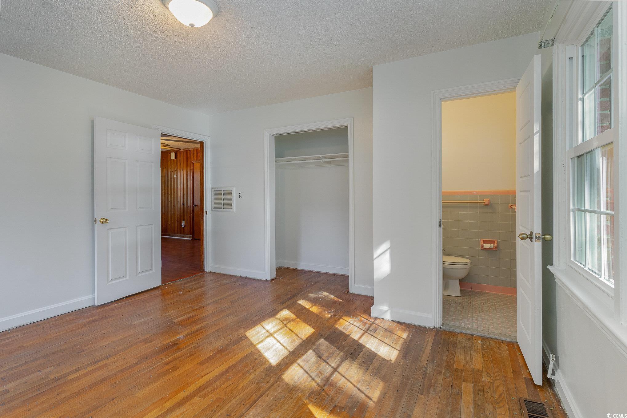 1302 Richmond Dr.