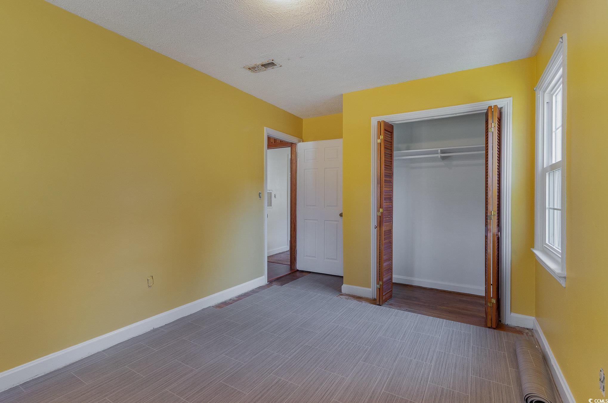 1302 Richmond Dr.