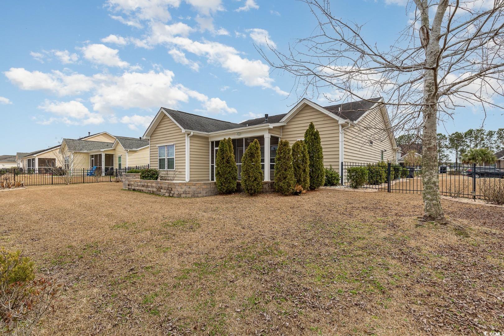 700 Harbor Bay Dr.