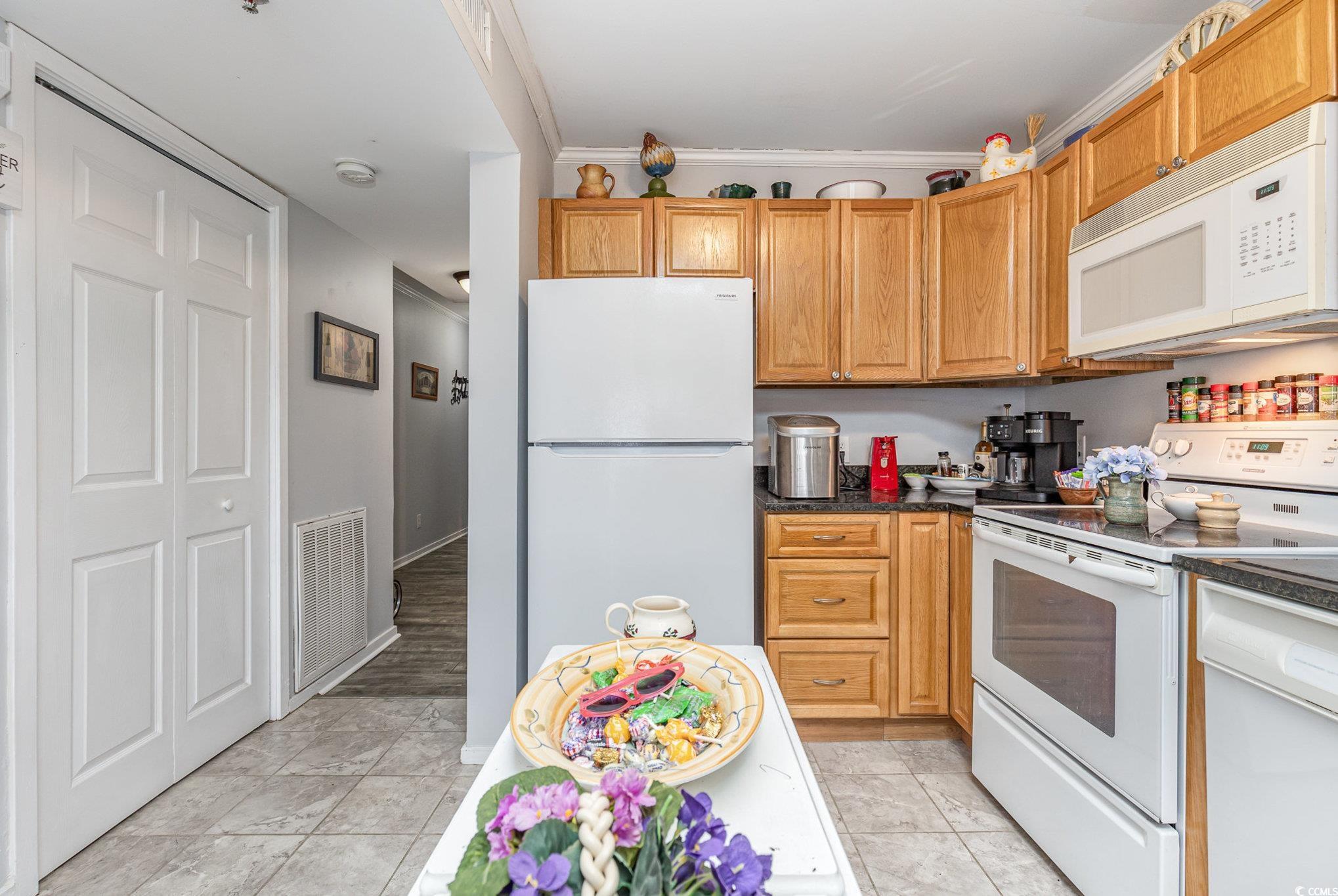 4350 Intercoastal Dr. Unit: 1404