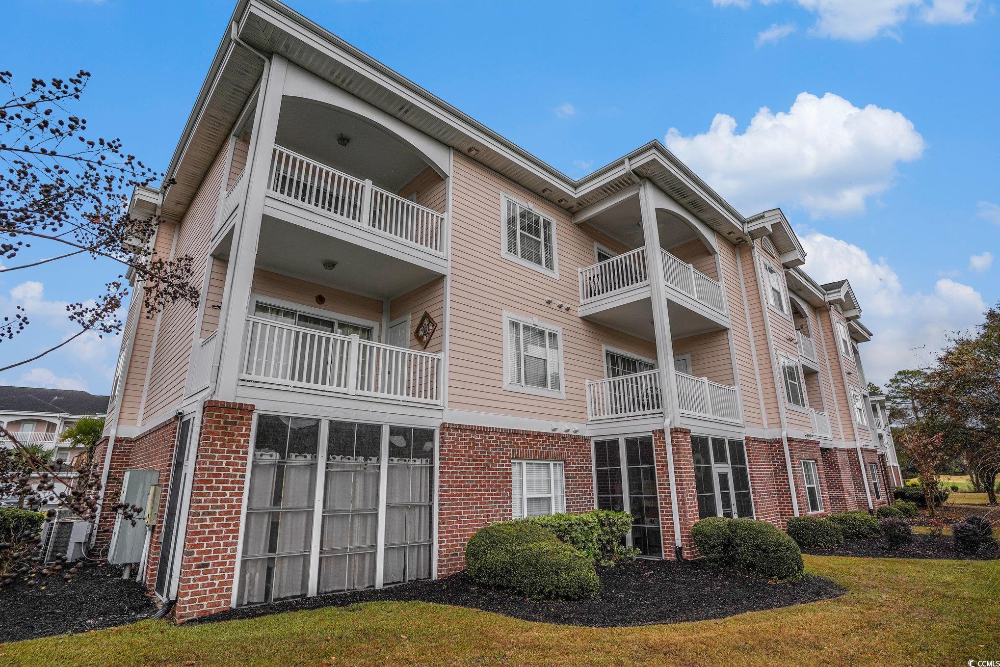 4878 Dahlia Ct. Unit: 301