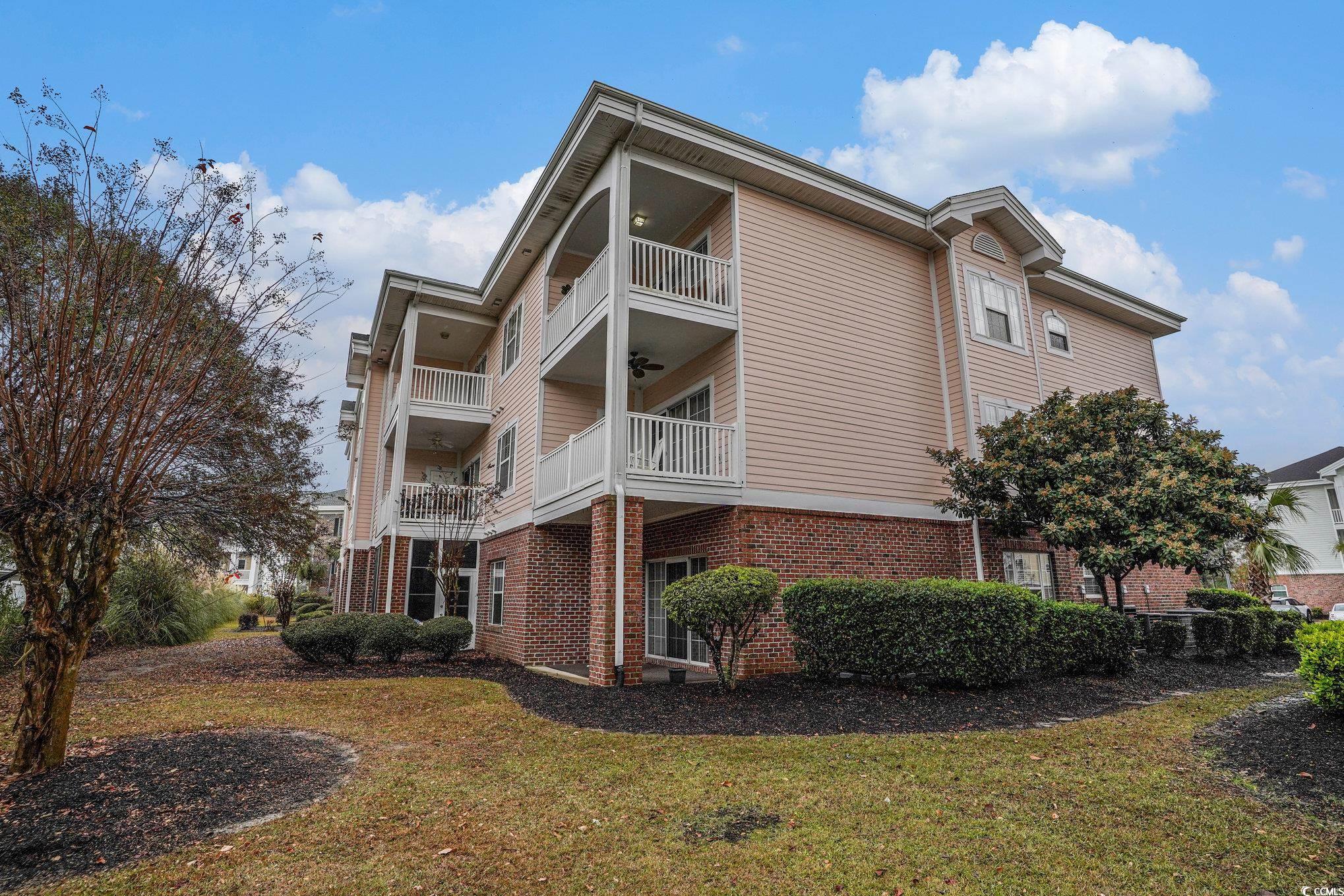 4878 Dahlia Ct. Unit: 301