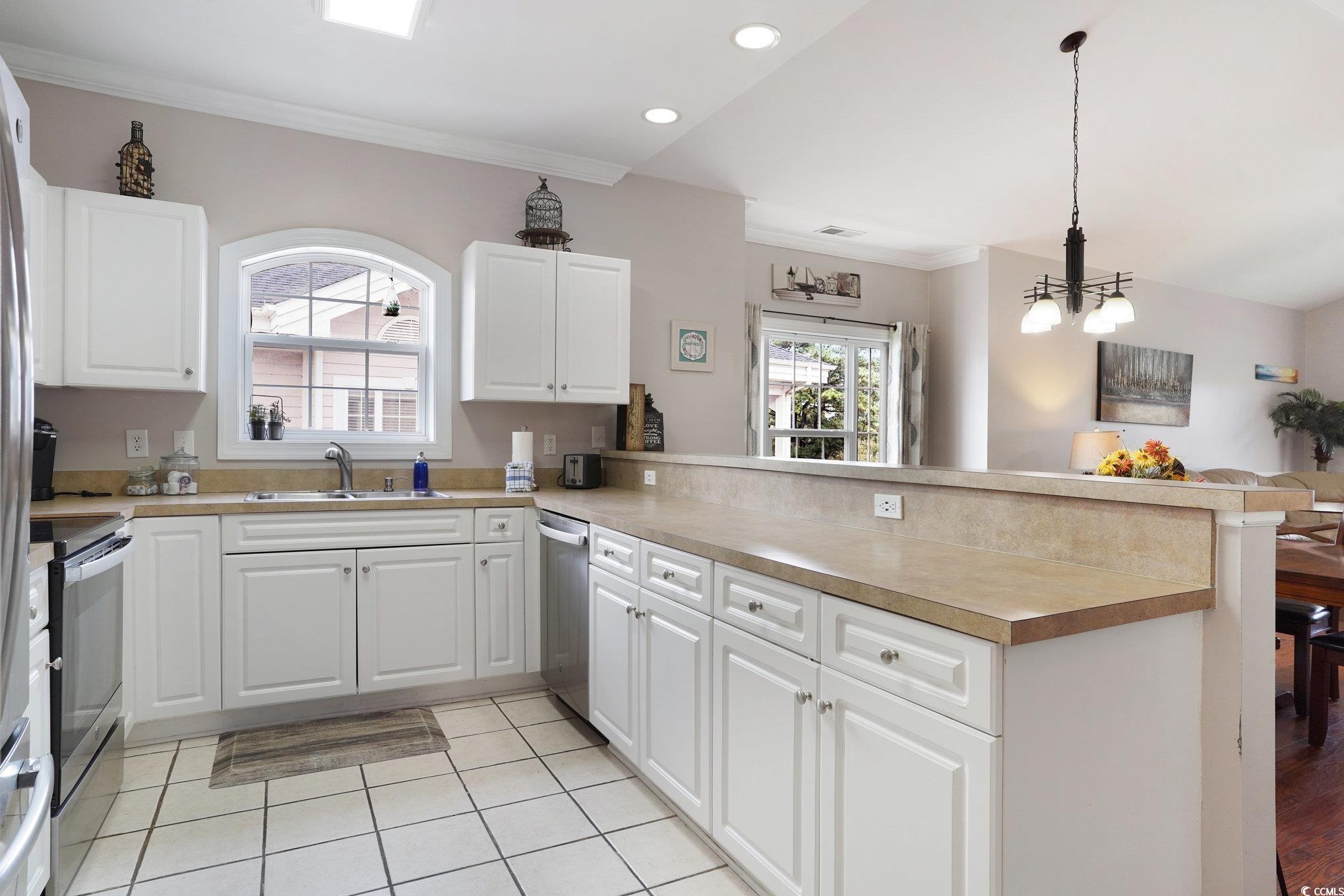 4878 Dahlia Ct. Unit: 301