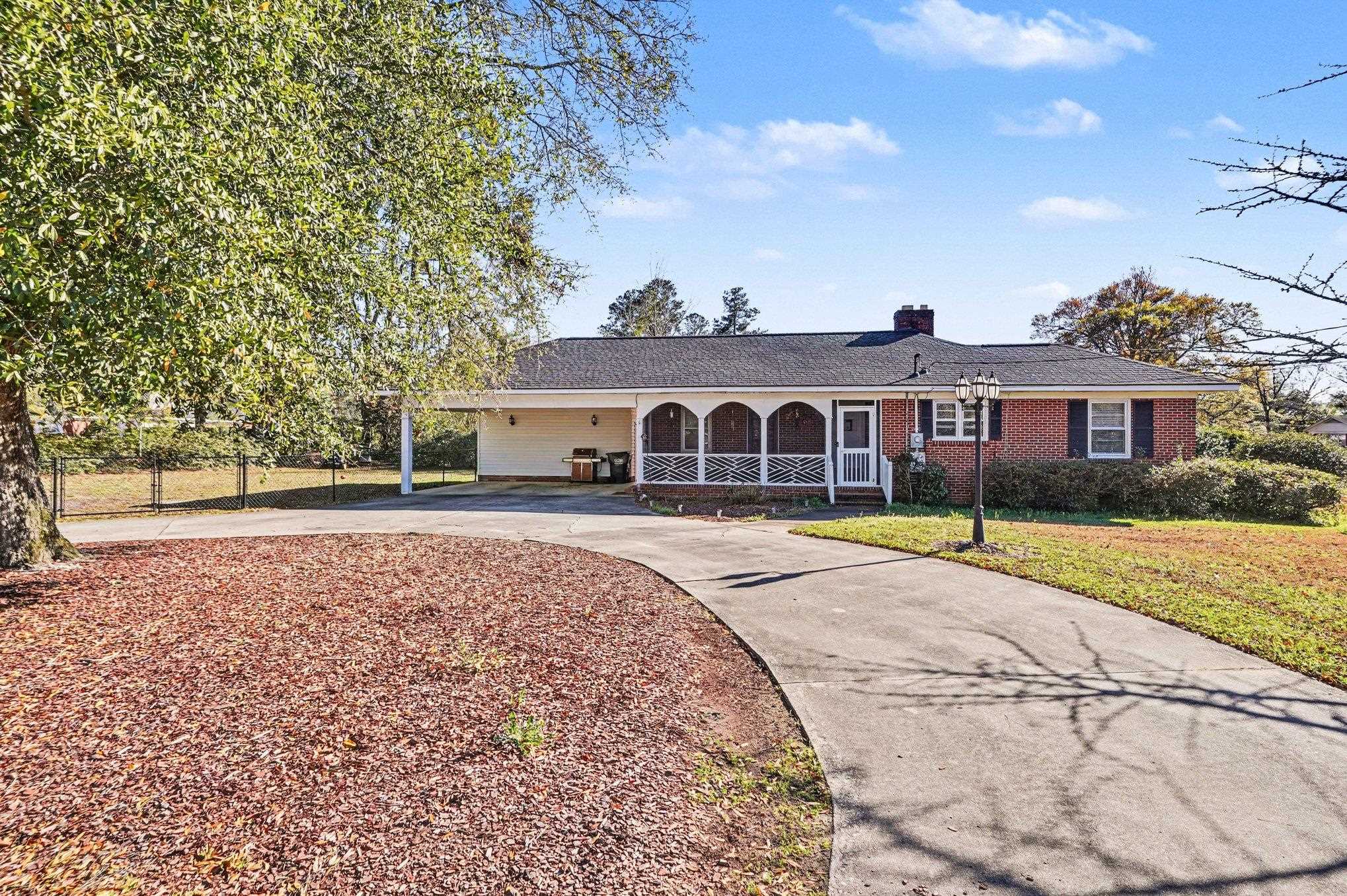 1008 N Withlacoochee Ave.