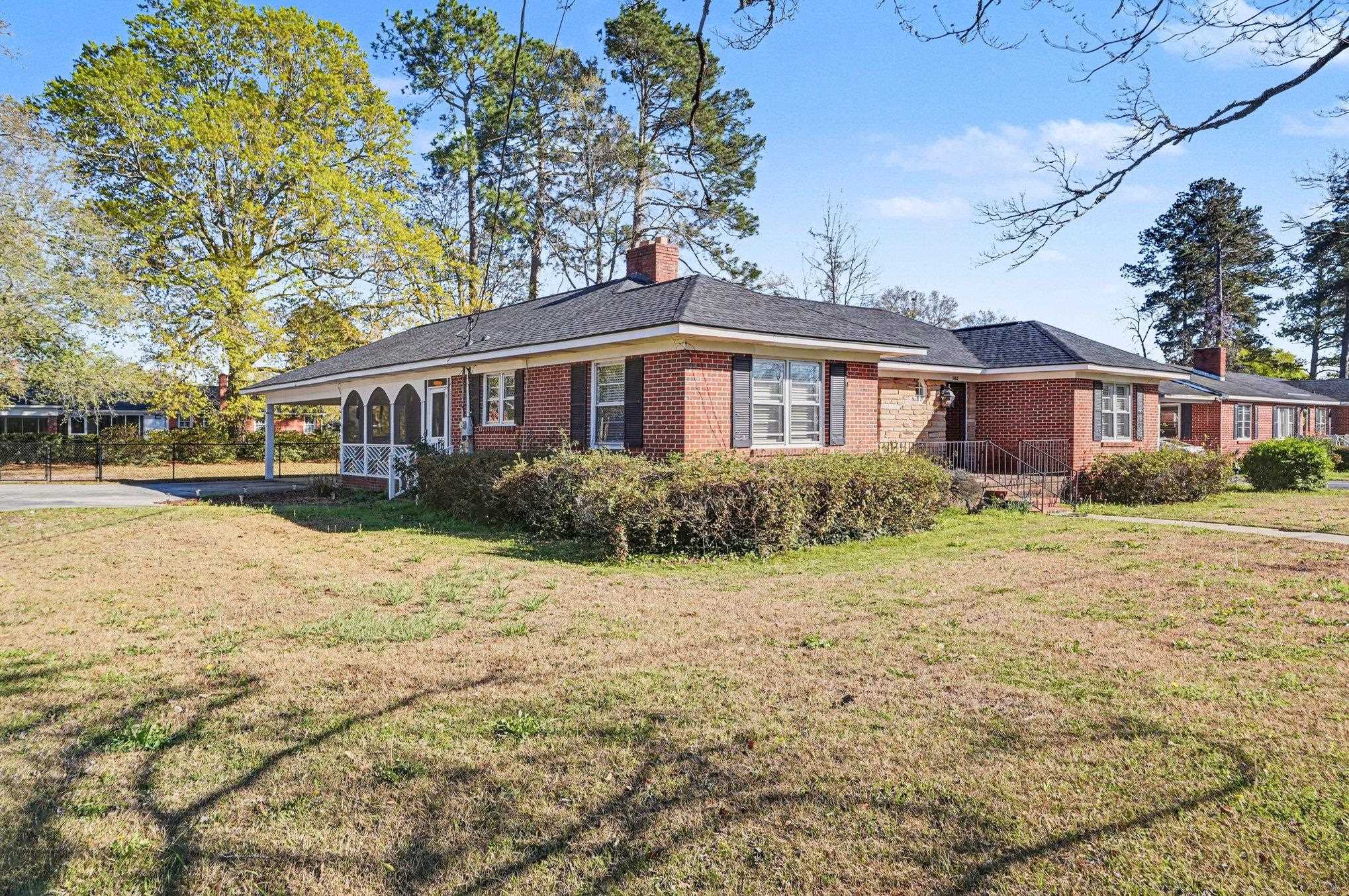 1008 N Withlacoochee Ave.