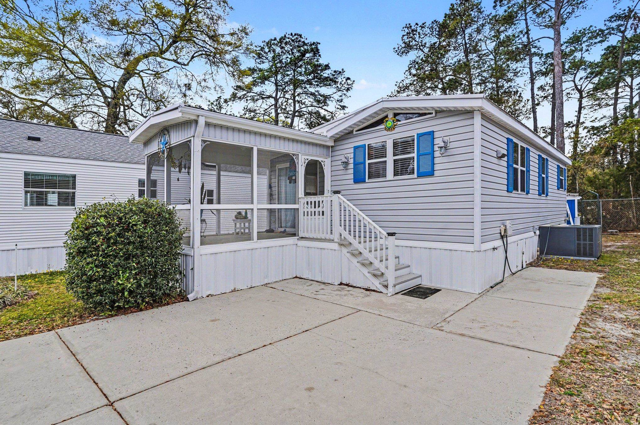 5400 Little River Neck Rd.