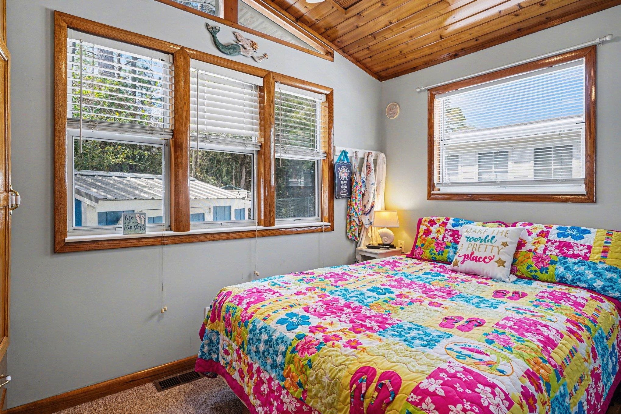 5400 Little River Neck Rd.