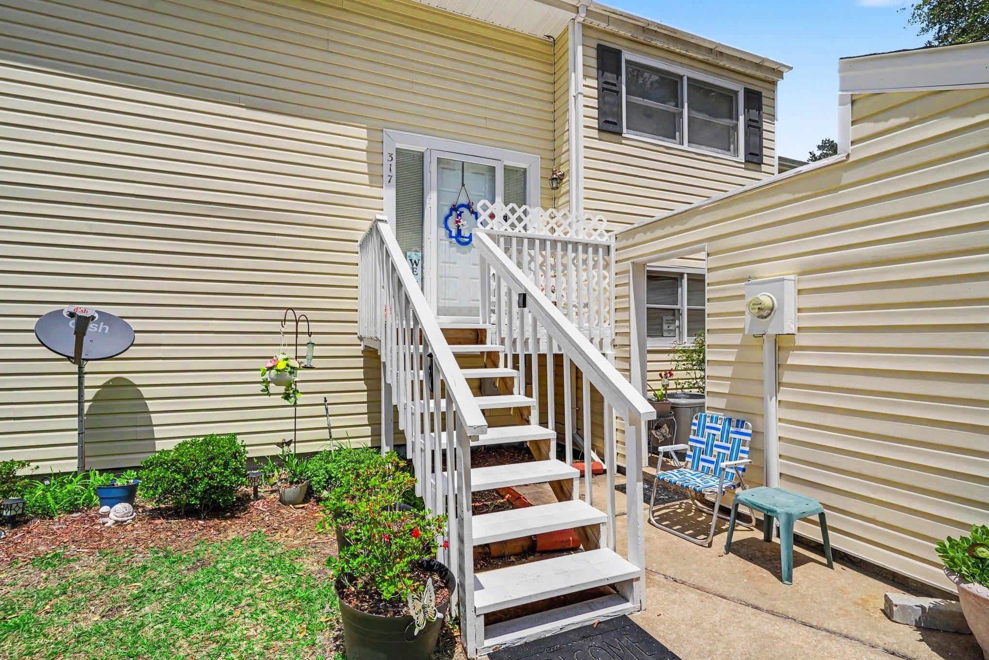 317 Lakeview Dr. Unit: 317