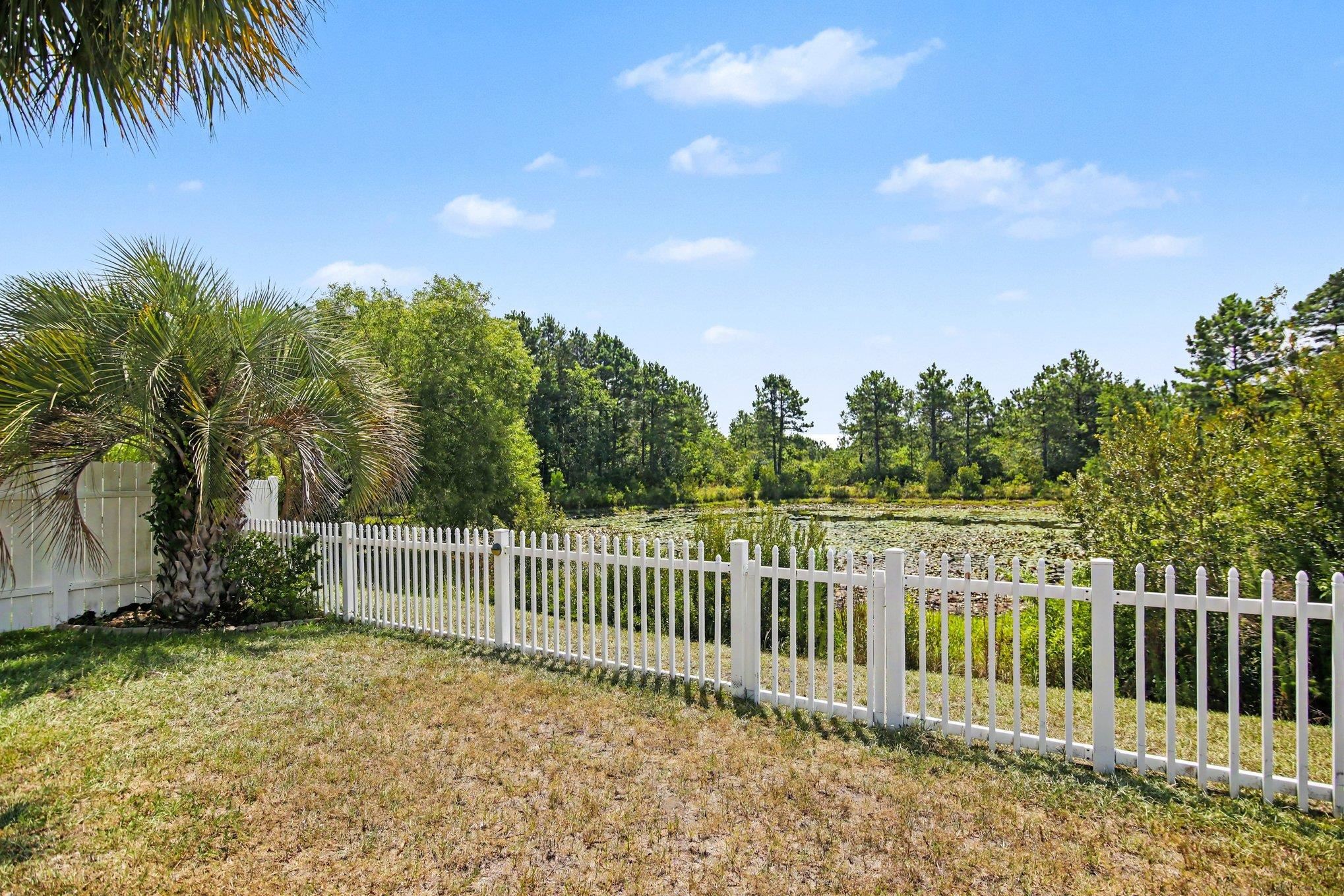 665 W Perry Rd.