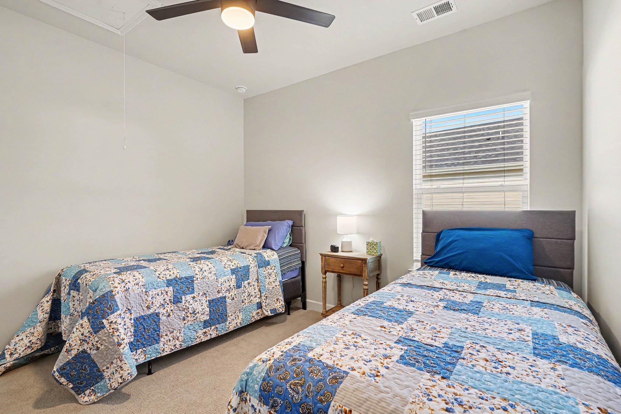 812 Sandy Side Dr.