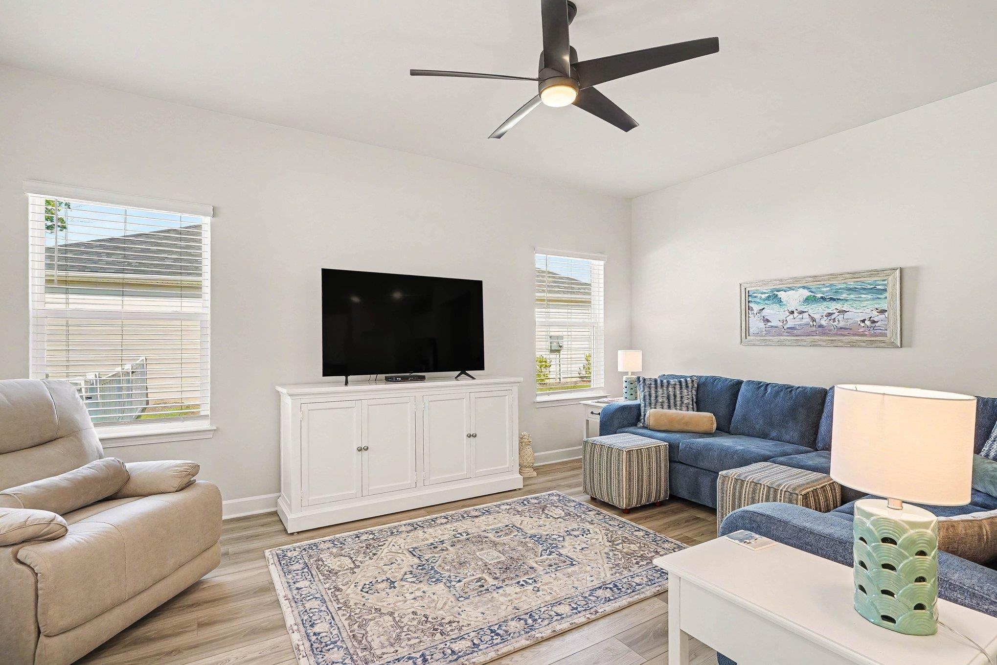 812 Sandy Side Dr.