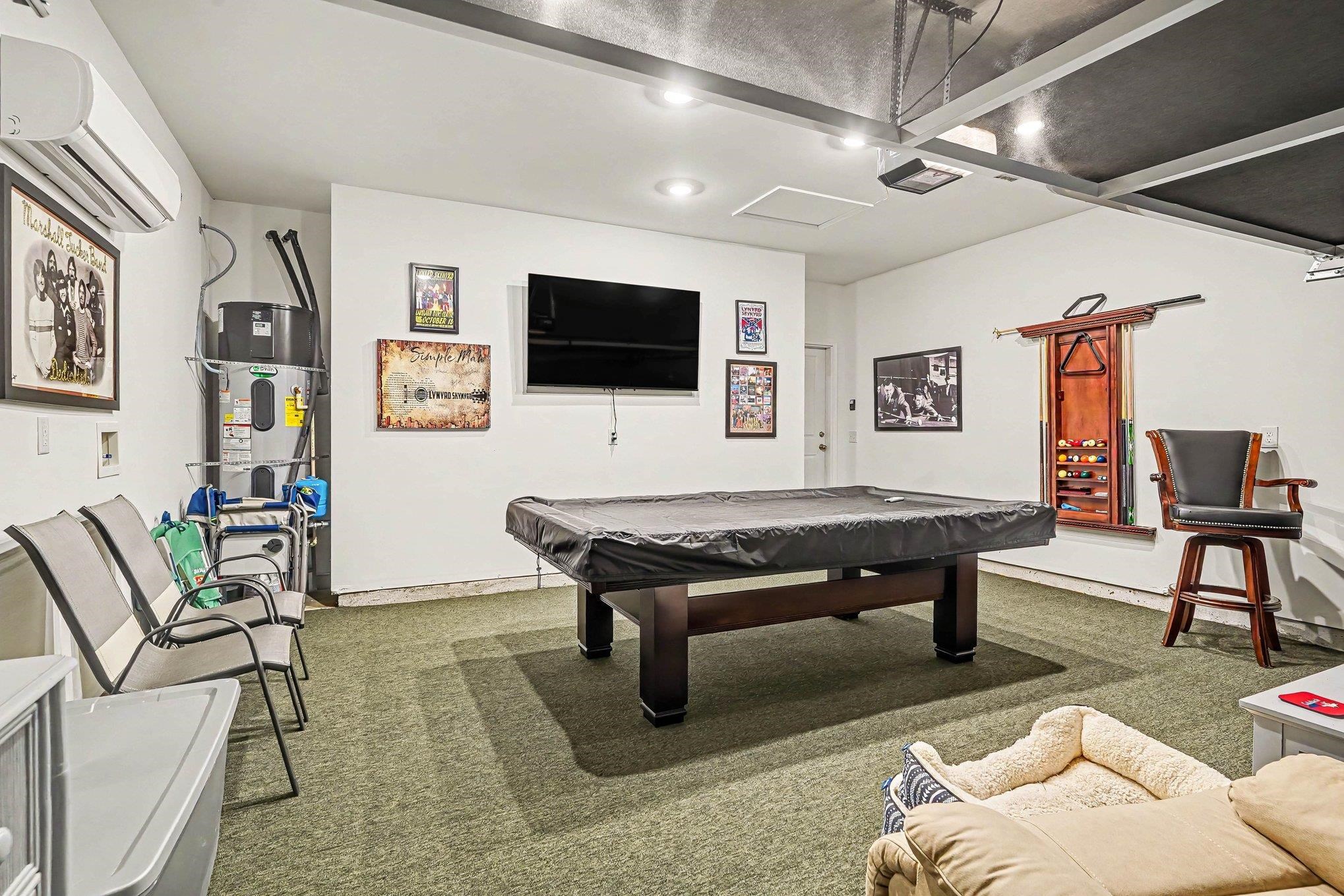 812 Sandy Side Dr.